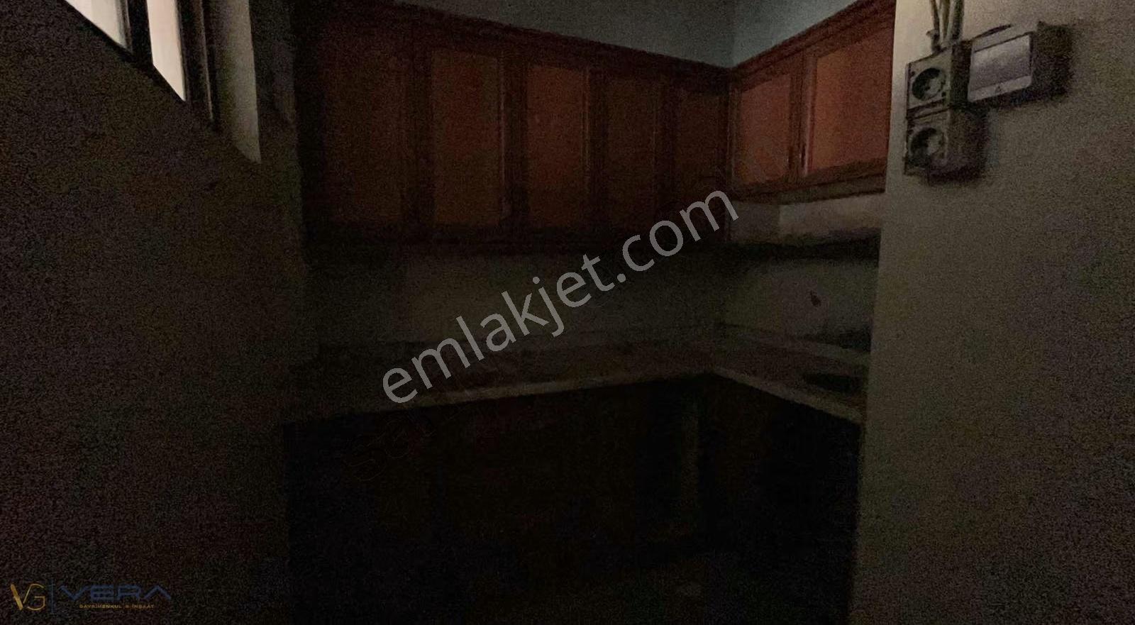 Vera'dan Ünaldıda 1. Kat 900 M2 Kullanımlı İmalathane - Görsel 8
