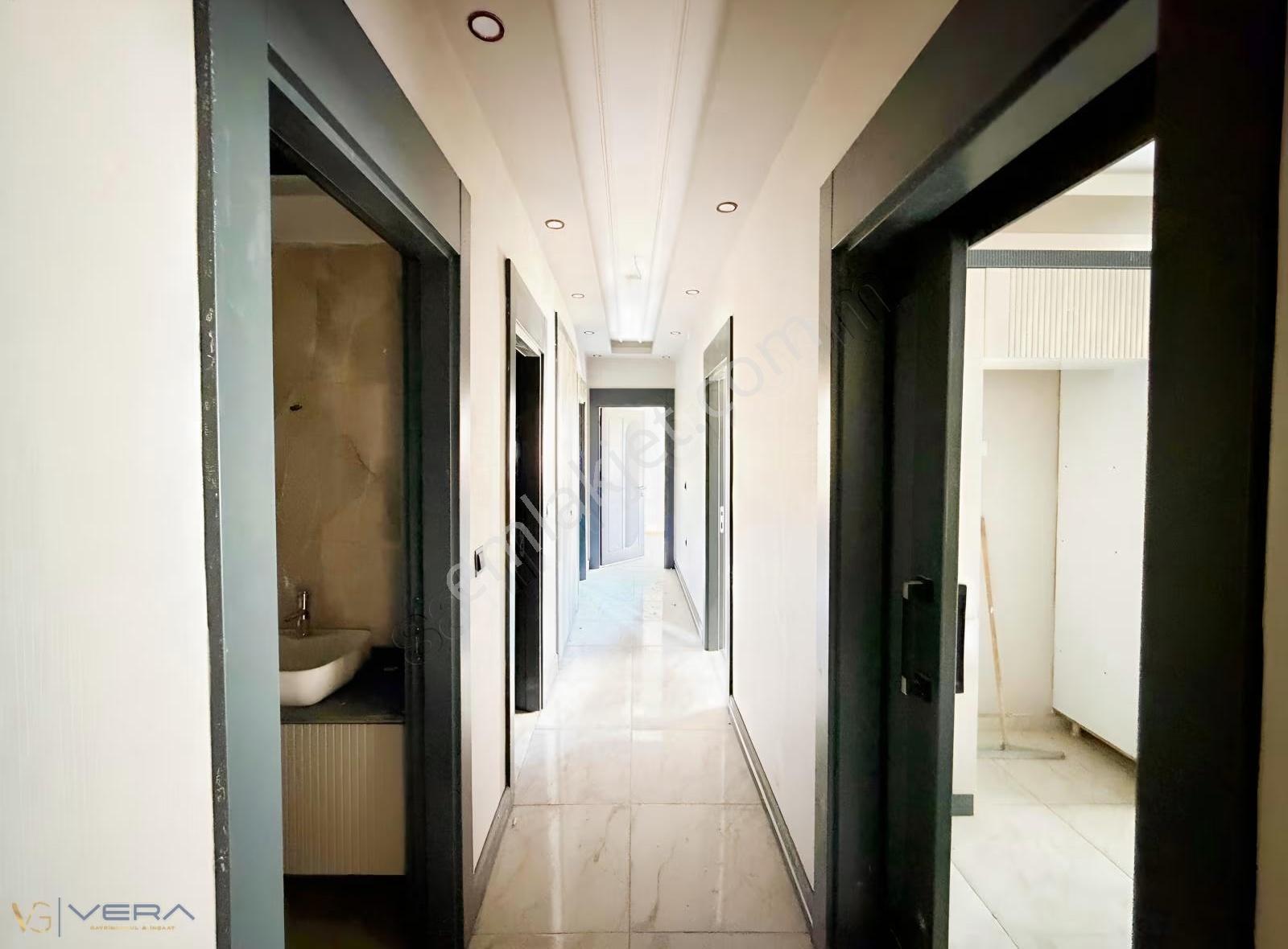 Şahintepede Sıfır, İskanlı 3.5+1 165 M² Net Geniş Daire - Görsel 21