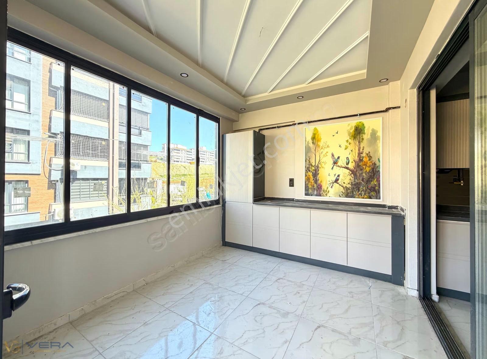 Şahintepede Sıfır, İskanlı 3.5+1 165 M² Net Geniş Daire - Görsel 17