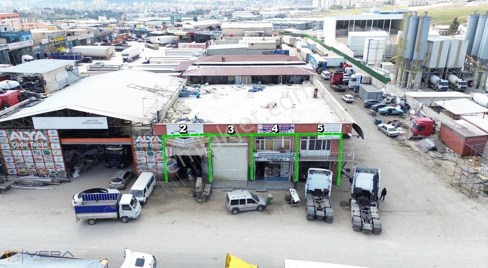 Küsgette Yüksek Kira Getirili Ticari Satılık Dükkanlar - Görsel 14