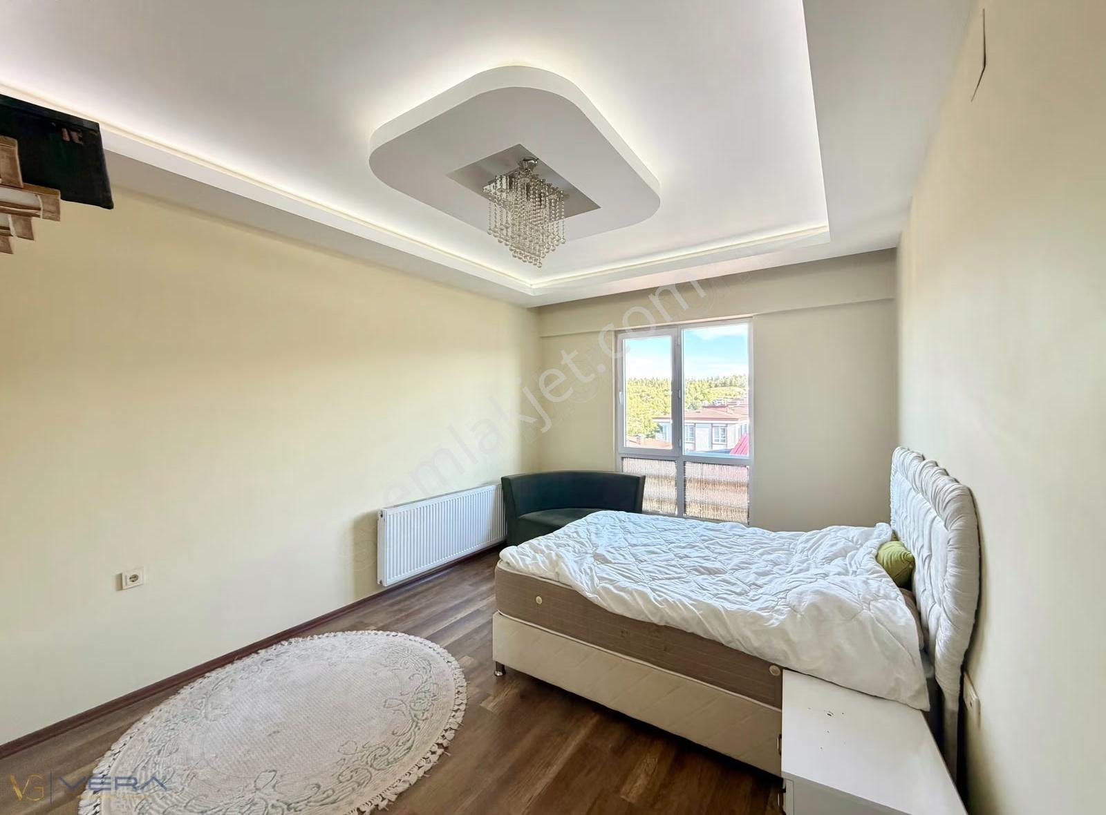 Körkünde Havuzlu Site İçerisinde Satılık Eşyalı 2+1 Daire - Görsel 8