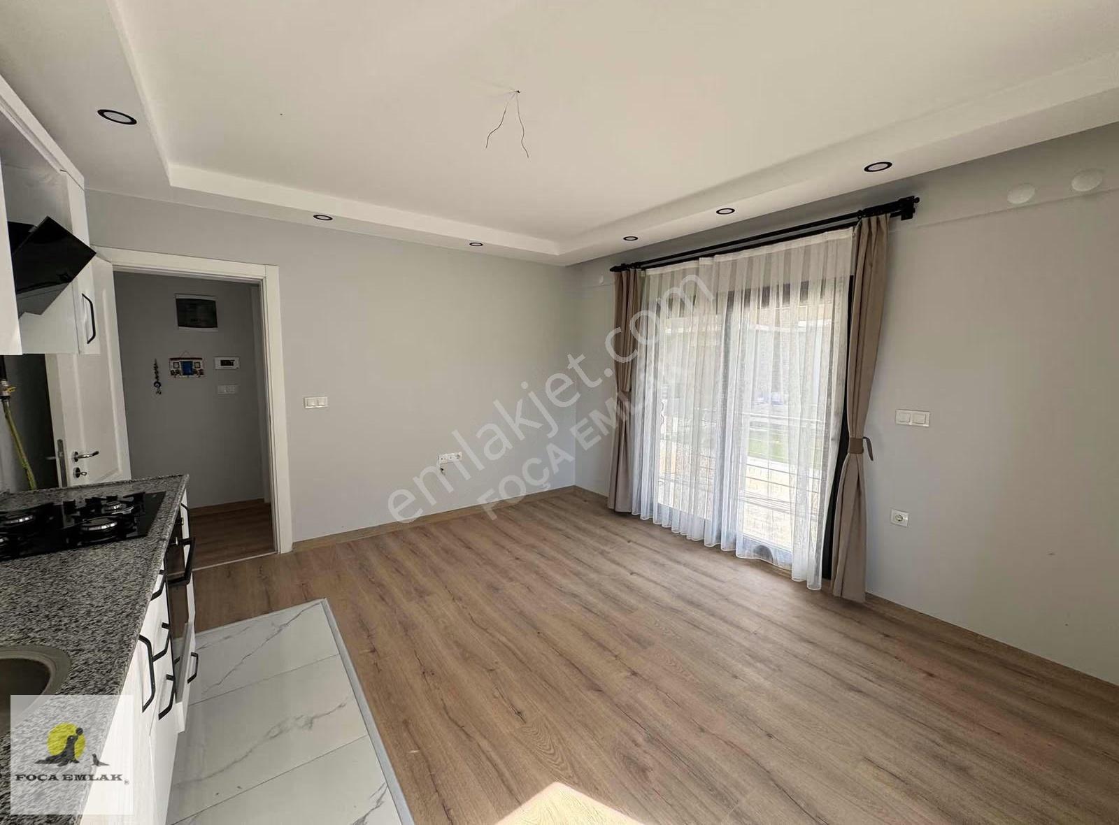 Yeni Foça Da Havuzlu Butik Sitede Kiralık Sıfır 1+1 Daire - Görsel 4