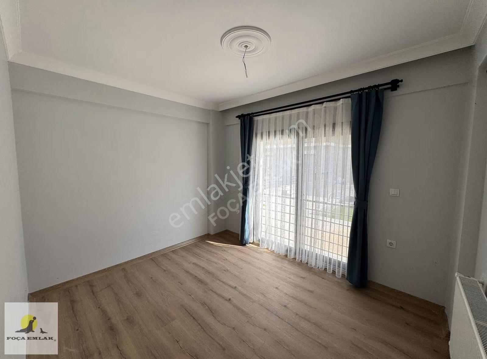 Yeni Foça Da Havuzlu Butik Sitede Kiralık Sıfır 1+1 Daire - Görsel 17