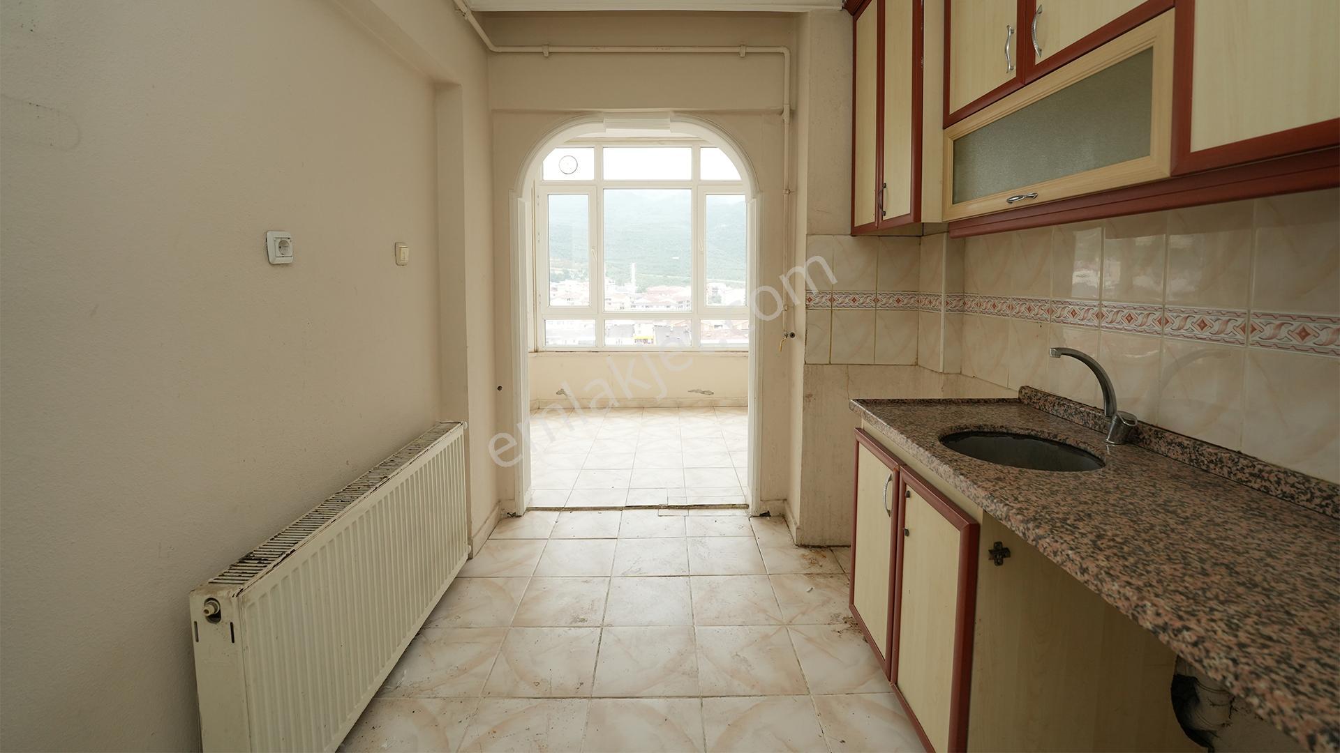 C21 Cius; Sosyal Yaşam Merkezi Civ. 3+1 Asansörlü Kiralık Daire - Görsel 8