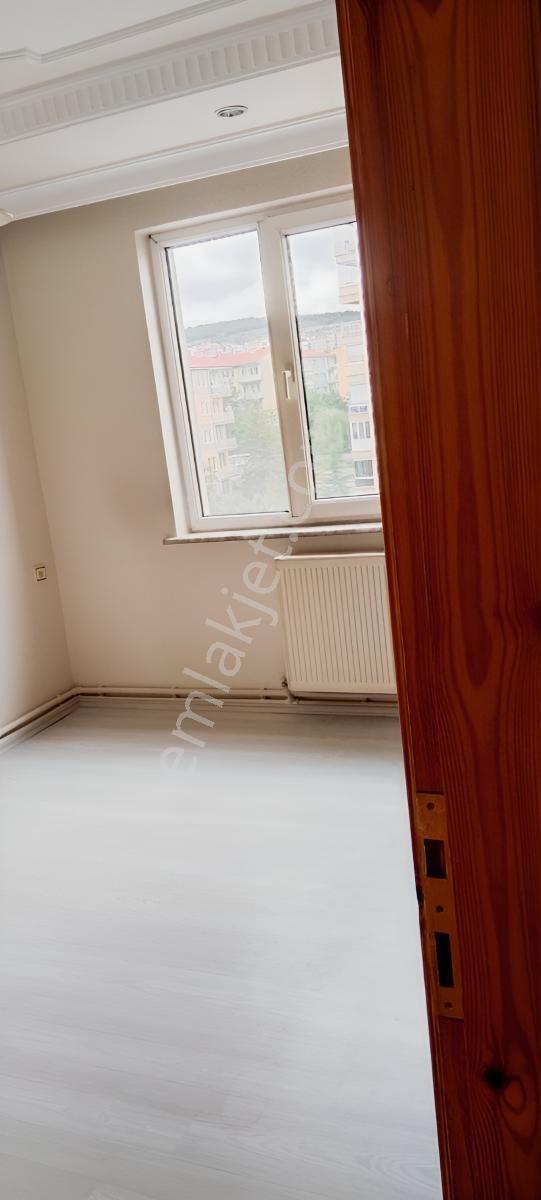 Şölen Gayrimenkulü Den Kiralık 3+1 Daire - Görsel 6