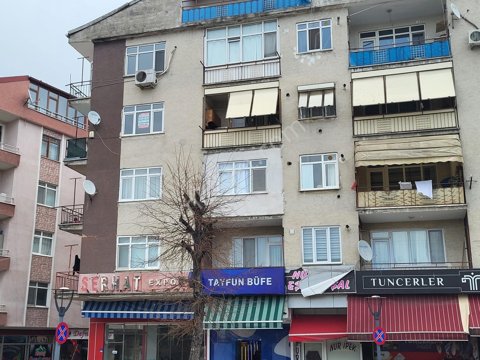 Gölcük Merkezde Kiralık 3+1 Daire - Görsel 6
