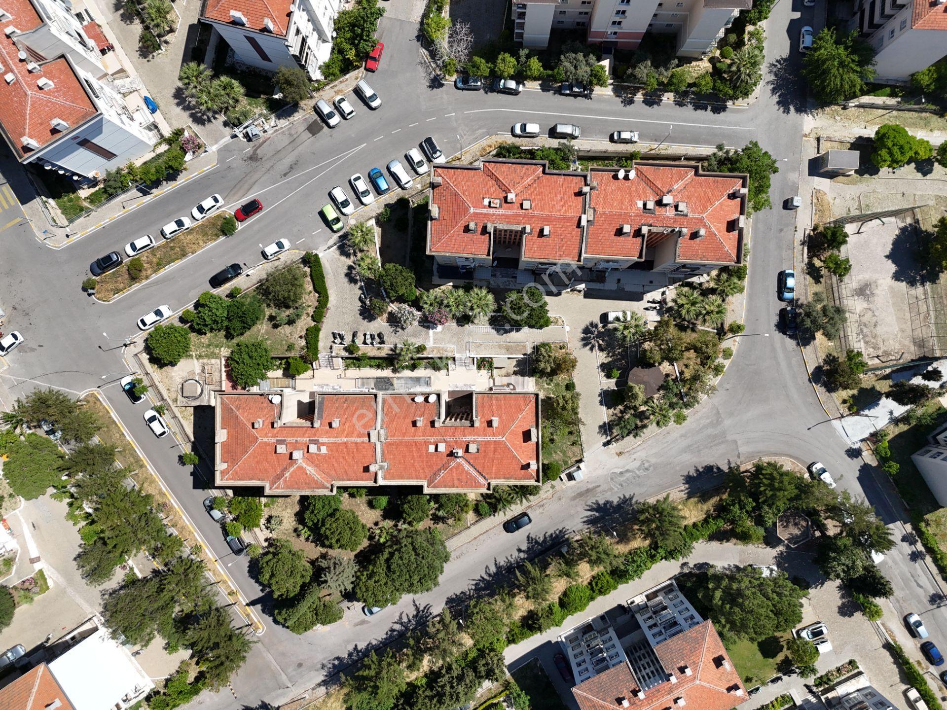 Kuşadası Satılık Bakımlı Denız Manzaralı Doğalgazlı 2+1 - Görsel 18