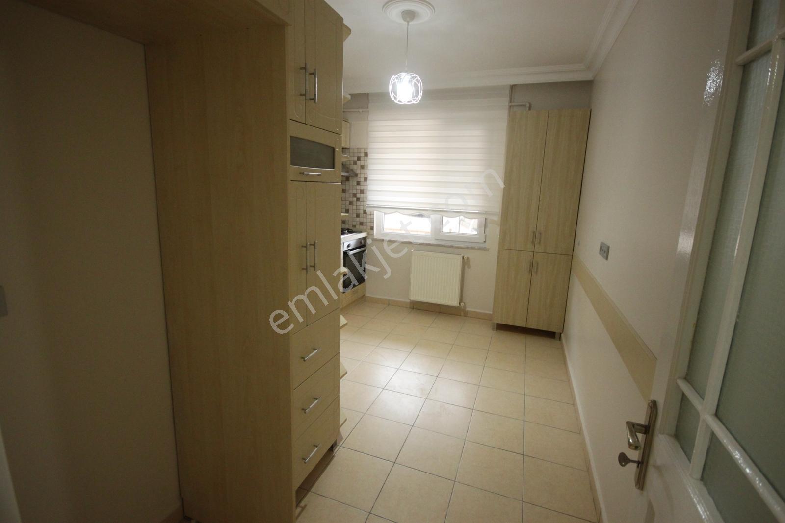 Tuzla Yayla Mahallesinde Site İçinde 2+1 Satılık Daire - Görsel 16