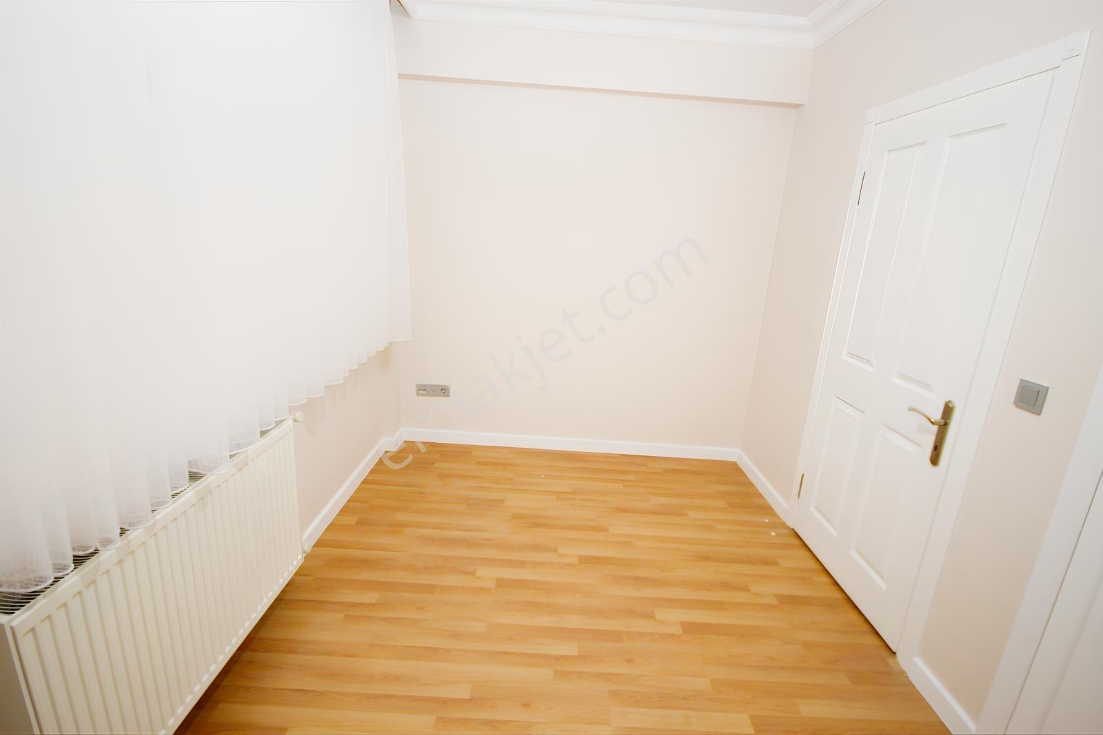 Tuzla Yayla Mahallesinde Site İçinde 2+1 Satılık Daire - Görsel 12