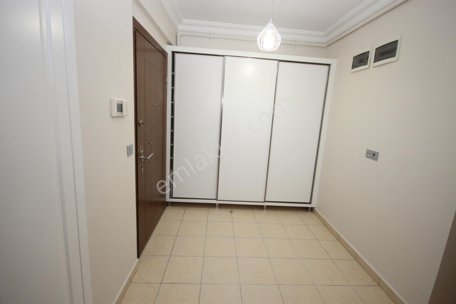 Tuzla Yayla Mahallesinde Site İçinde 2+1 Satılık Daire - Görsel 9