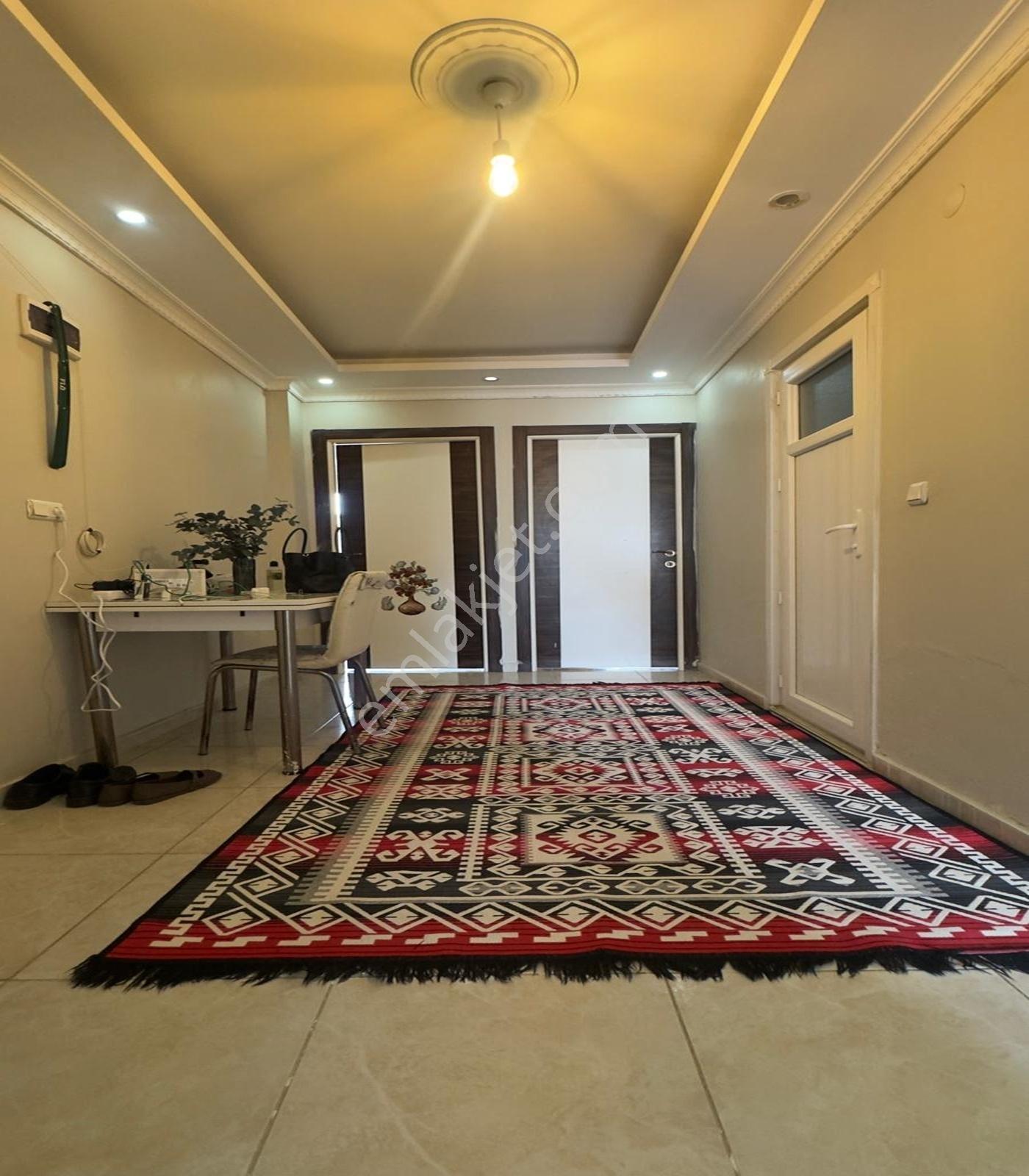 Gazi Caddesinde Bağımsız Girişli 4+2 Geniş M2 Dubleks Daire - Görsel 5
