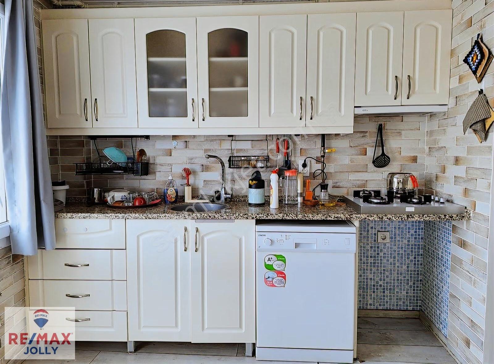 Menderes Mah. Adnan Kahveci Caddesi Satılık 3+1 Daire 135 M² - Görsel 19