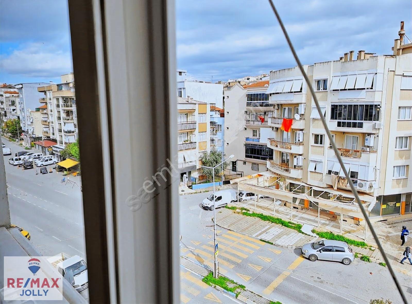 Menderes Mah. Adnan Kahveci Caddesi Satılık 3+1 Daire 135 M² - Görsel 20