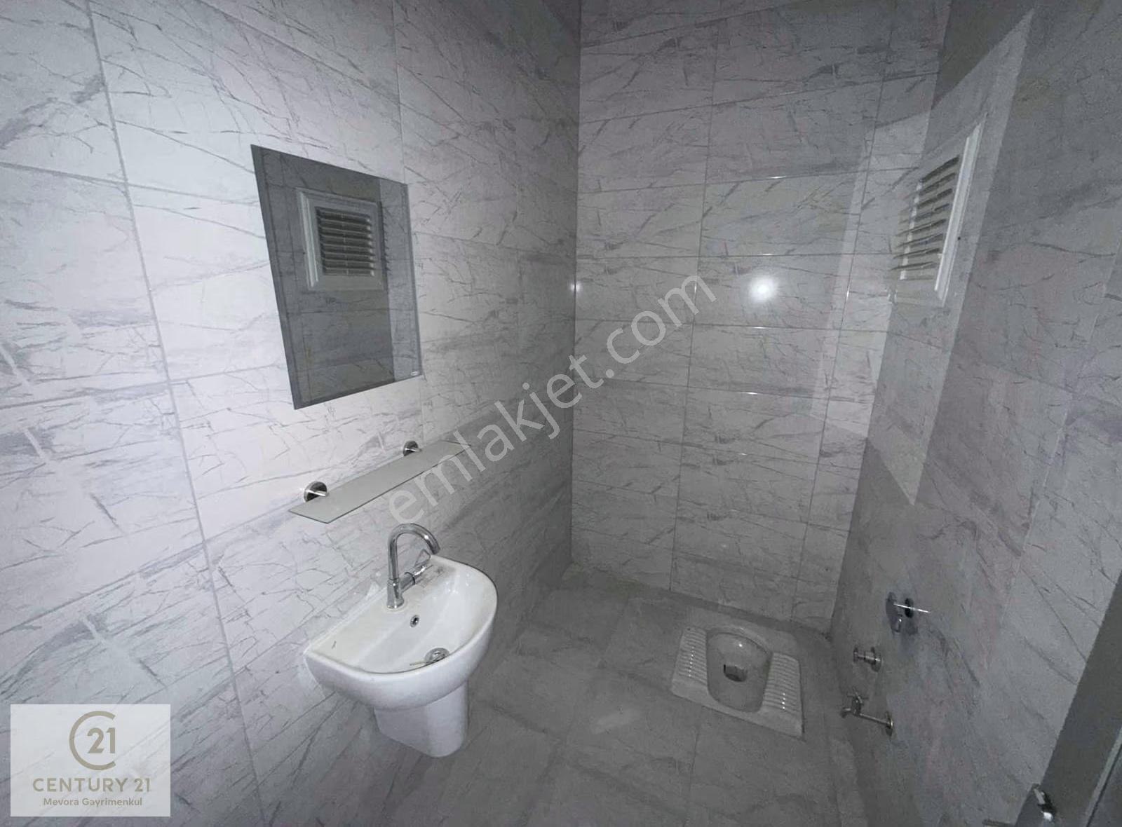 Aksaray Bahçesaray Sanayi Sitesinde 200m2 Dükkan - Görsel 8