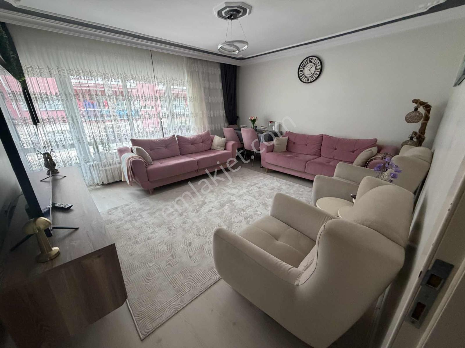 A L C Den Full Yapılı Ara Katta Salon Bağımsız 3+1 Satılık - Görsel 2