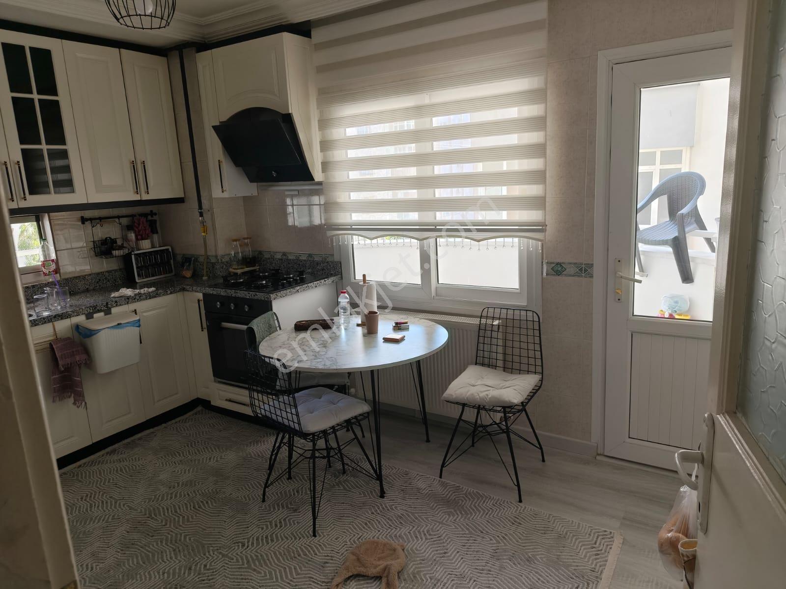 Adana Güzelyalıda Çukurova Devlet Hastanesine Yakın Konumda Eşyalı 3+1 Kiralık Fırsat Daire - Görsel 15