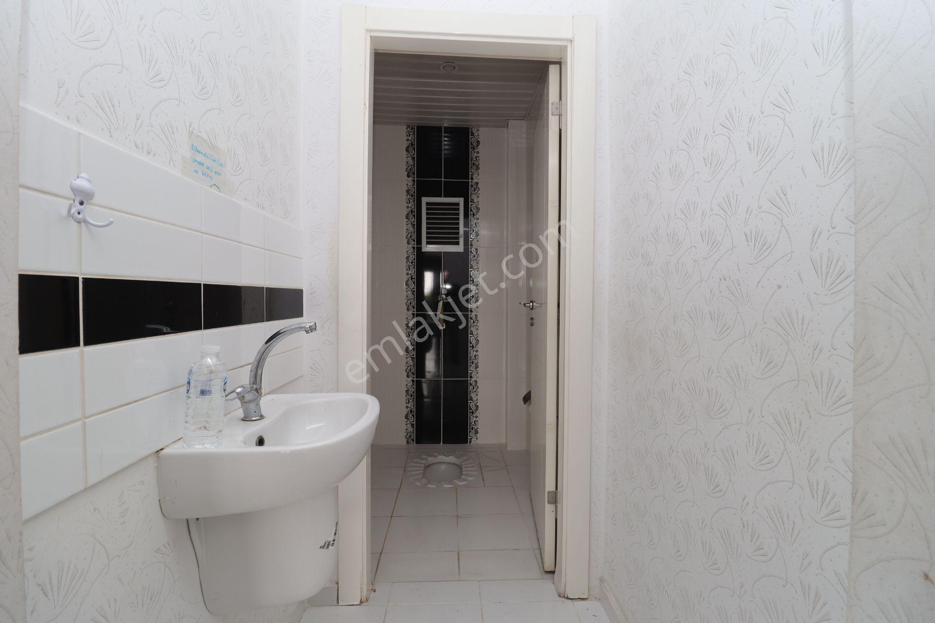 Akiften Ahimesut Mah.asansörlü-ebeveyn Banyolu Geniş 3+1 Kiralık Daire - Görsel 26