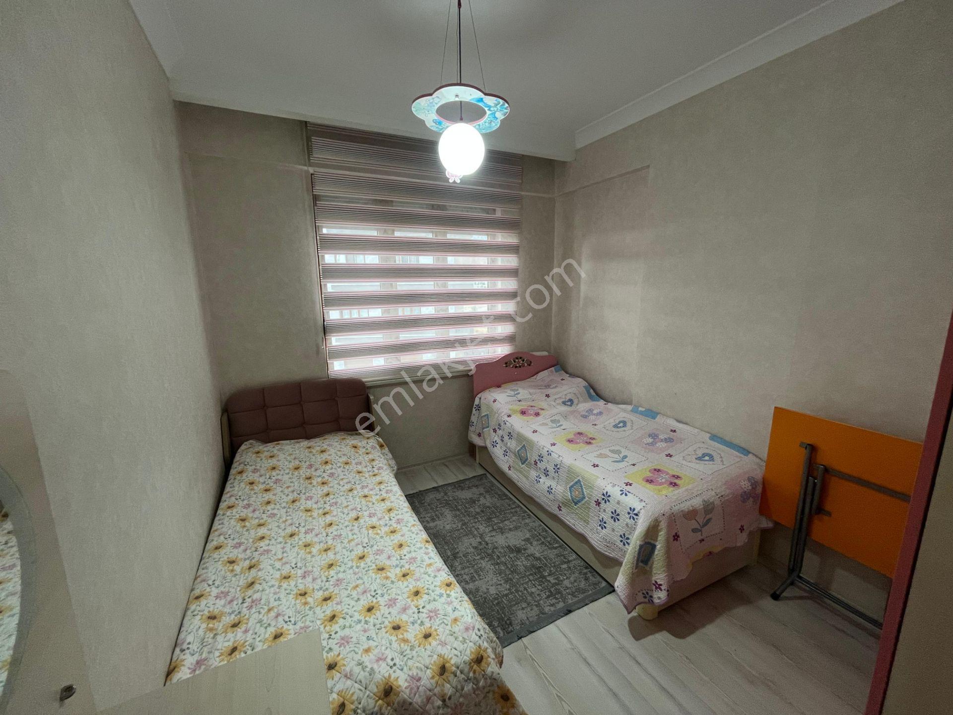 Sahibinden Site İçi Kapalı Otoparklı Ara Kat 4+1 Lüks Daire - Görsel 21