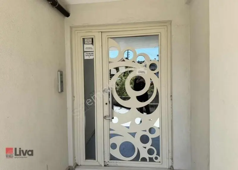 Liva Dan Altıeylül Fen Lisesi Yakını Eşyalı Arakat - Görsel 3