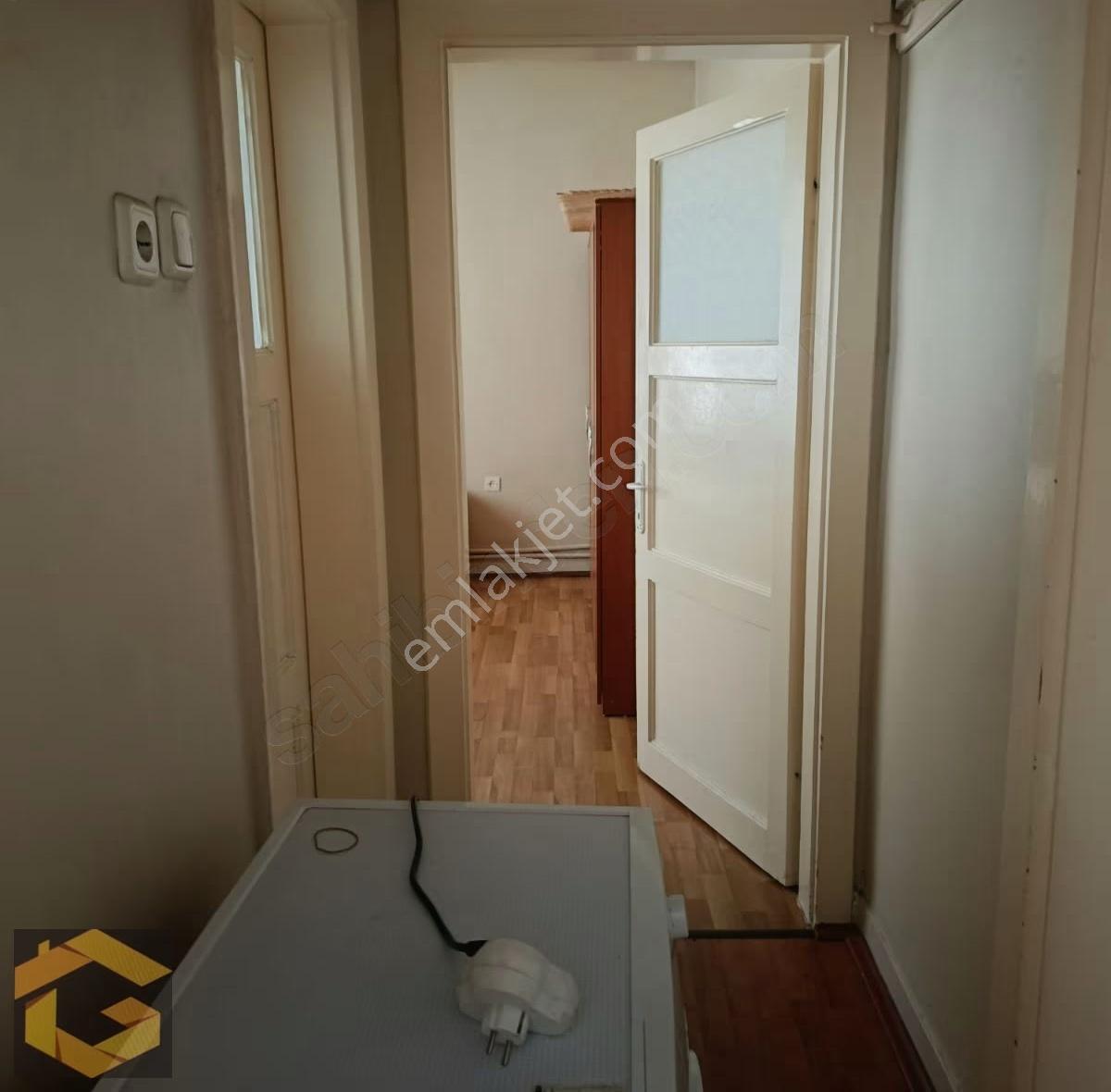 Aydınlıkevler'de Cadde Üzeri Eşyalı Kiralık 2+1 - Görsel 20