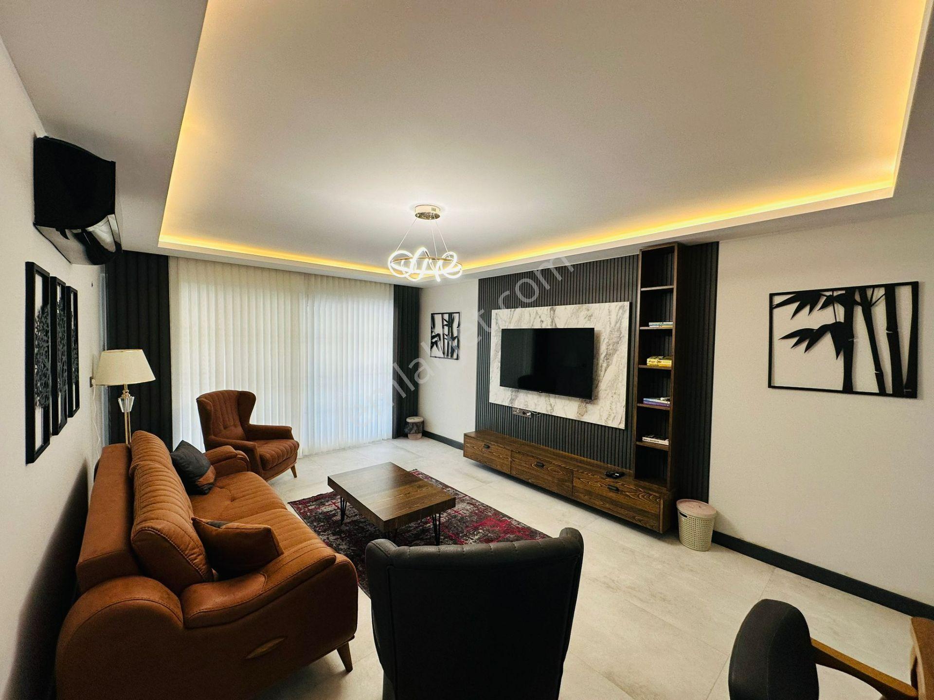 Kuşadası Kadınlar Denizine 100 Metre 4+1 Ultra Lüks Kiralık Villa - Görsel 12