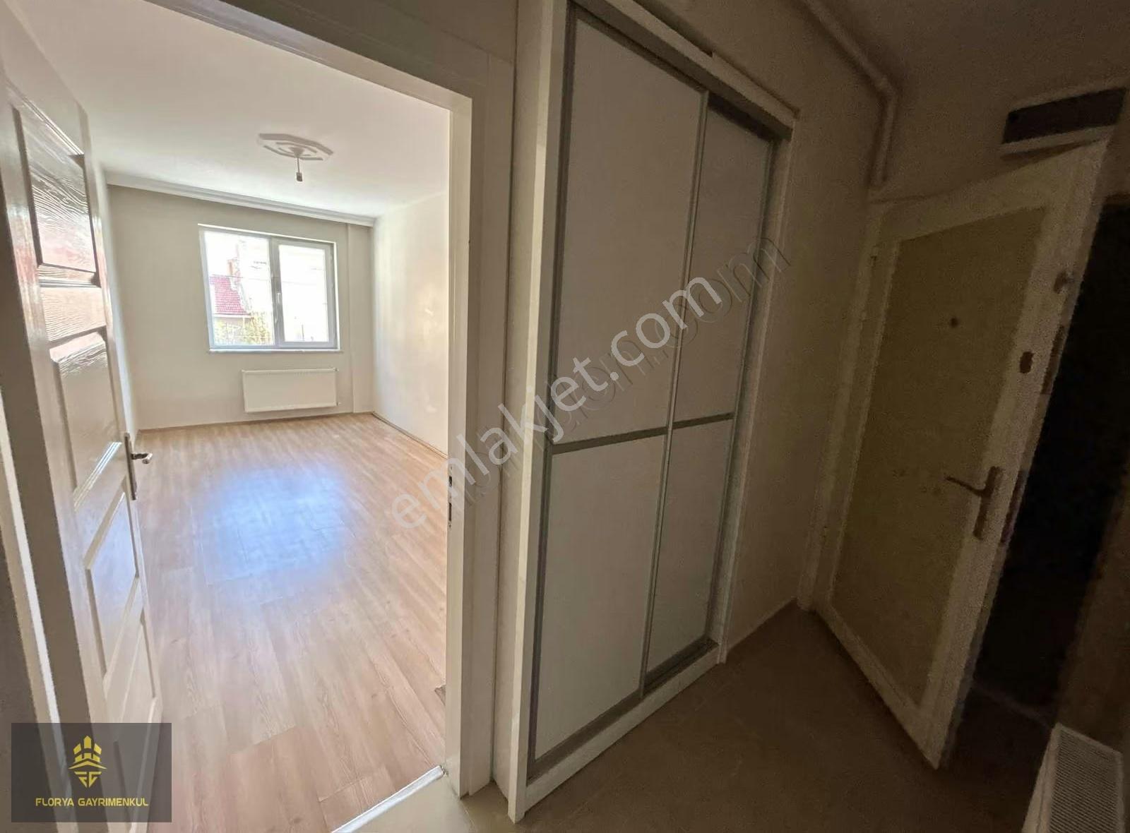 Vega Avm Yakını Cam Balkonlu Aile Apartmanı Temiz Ferah 3+1 - Görsel 10