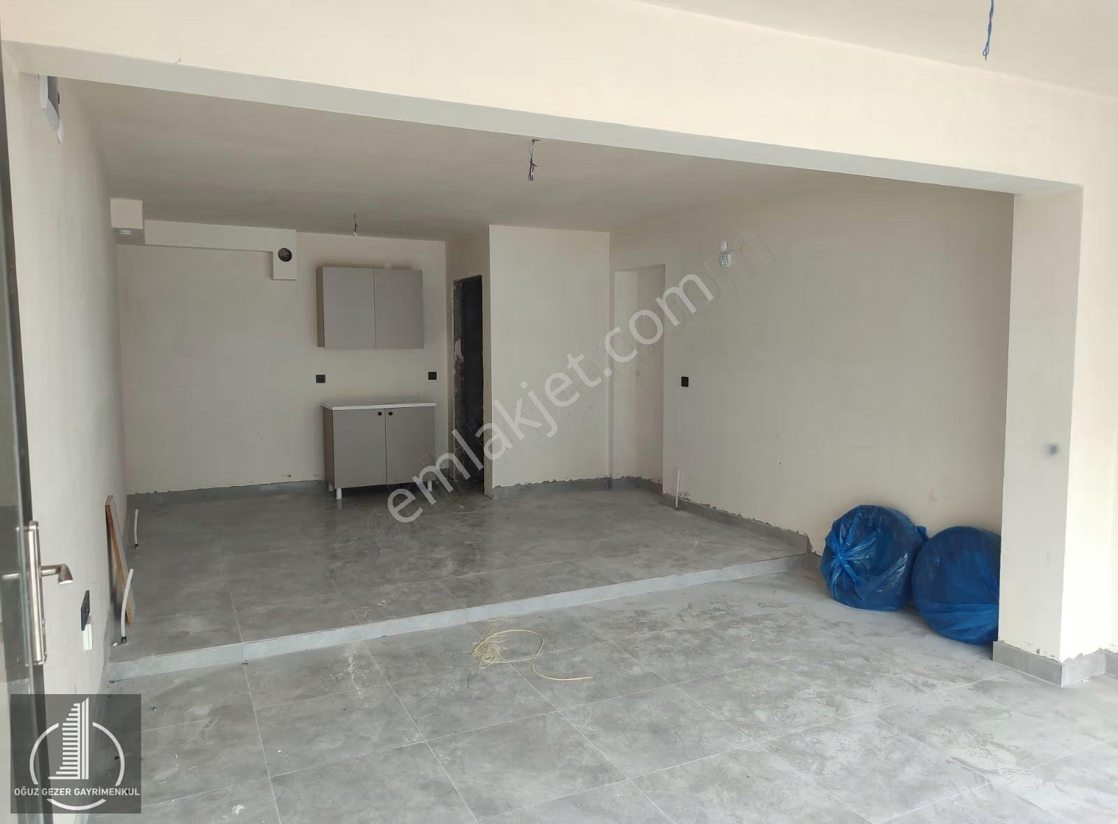 Oğuz Gezer Gayrimenkul'den Yıldıztepe Doğu Cad Kiralık Dükkan - Görsel 8