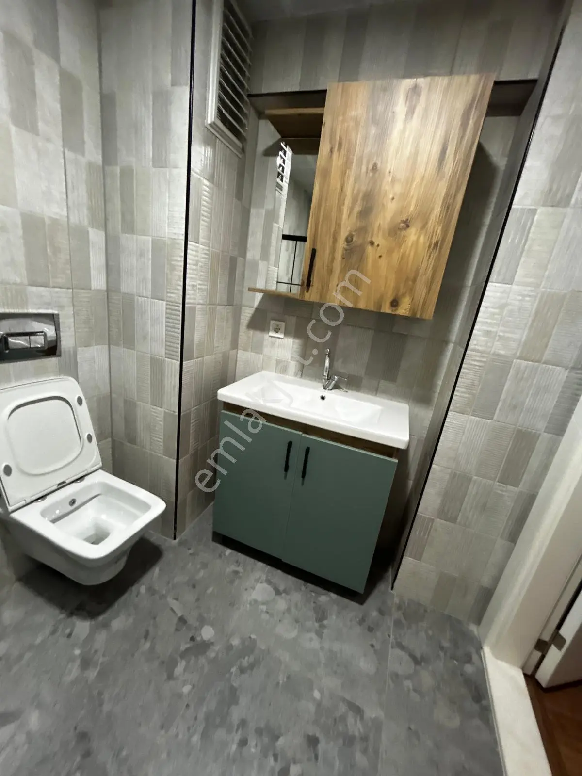 Erkan Doğan Emlak'dan Dulmupınarda Yeni Sitede Kiralık 1+1 Eşyalı Arakatta Daire - Görsel 16