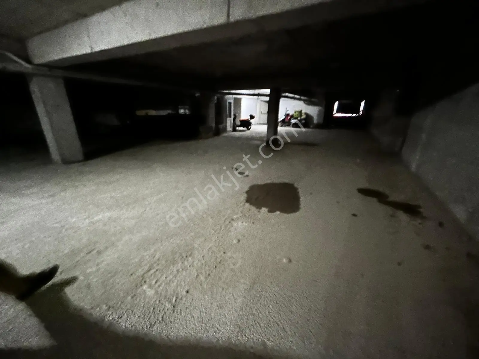 Erkan Doğan Emlak'dan Dulmupınarda Yeni Sitede Kiralık 1+1 Eşyalı Arakatta Daire - Görsel 22