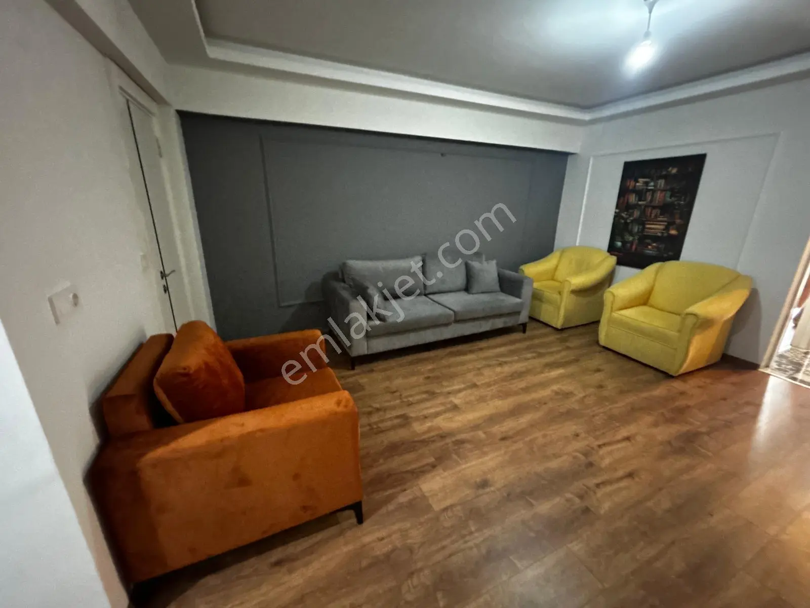 Erkan Doğan Emlak'dan Dulmupınarda Yeni Sitede Kiralık 1+1 Eşyalı Arakatta Daire - Görsel 3
