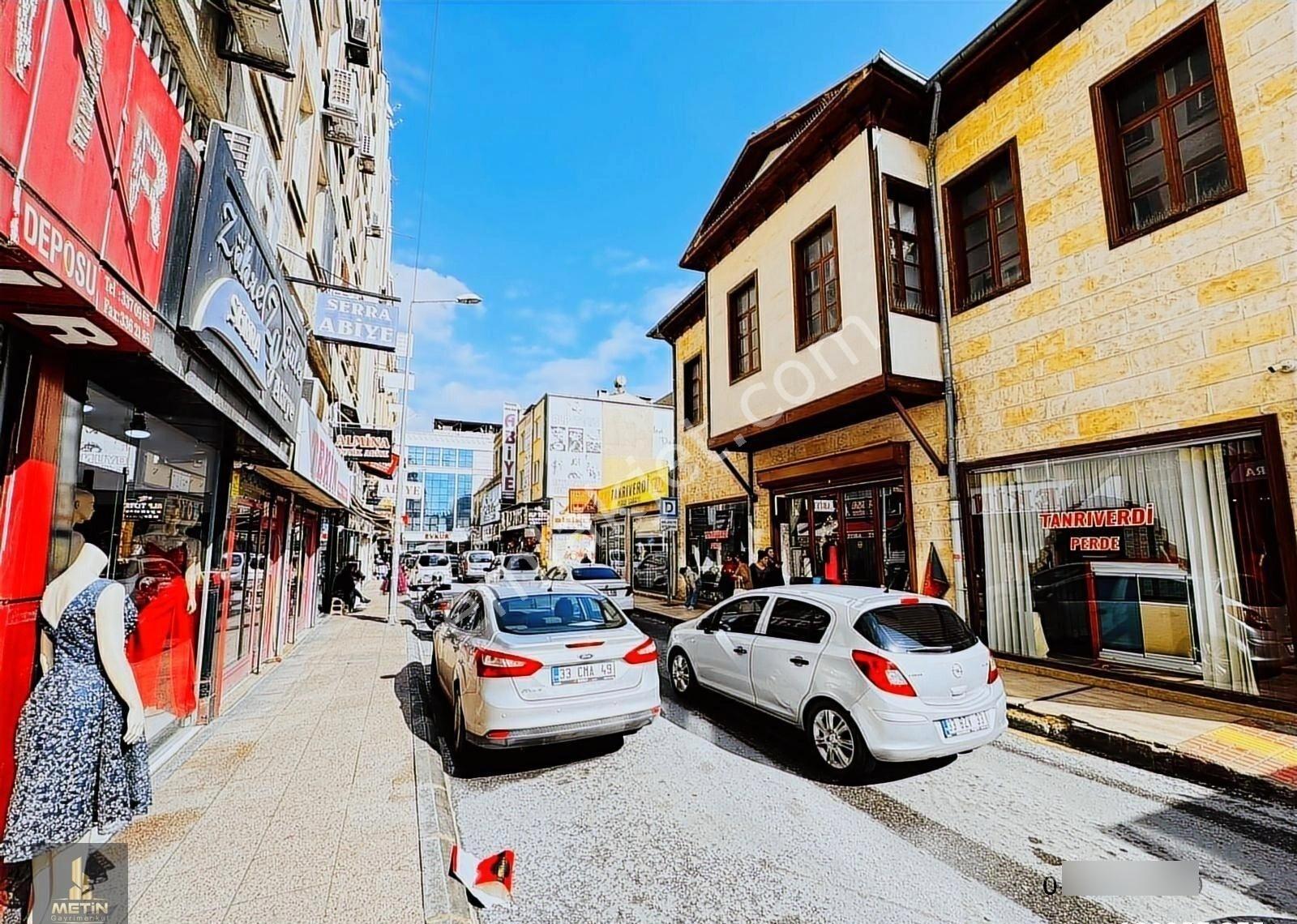 Metin Gayrimenkul`den Çarşı Merkezde Devren Kiralık Gelinlikçi - Görsel 2