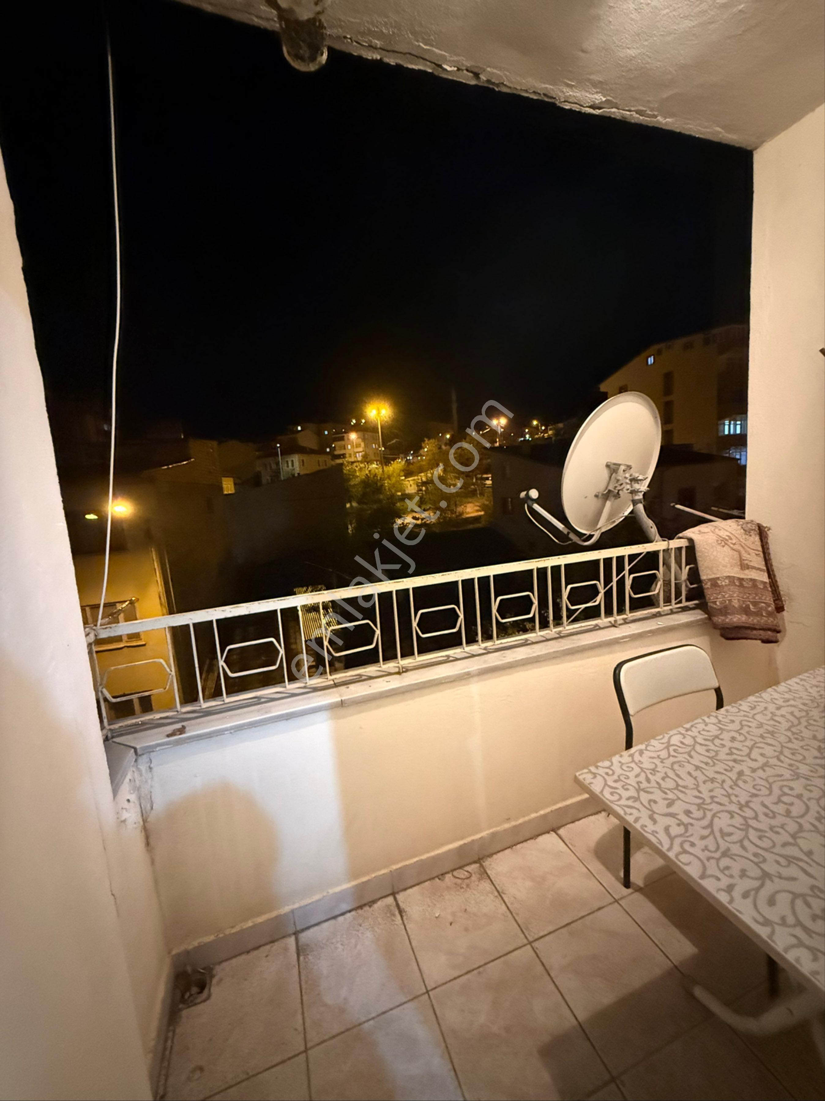 Merkezde 2+1 Memura Eşyalı Daire - Görsel 10