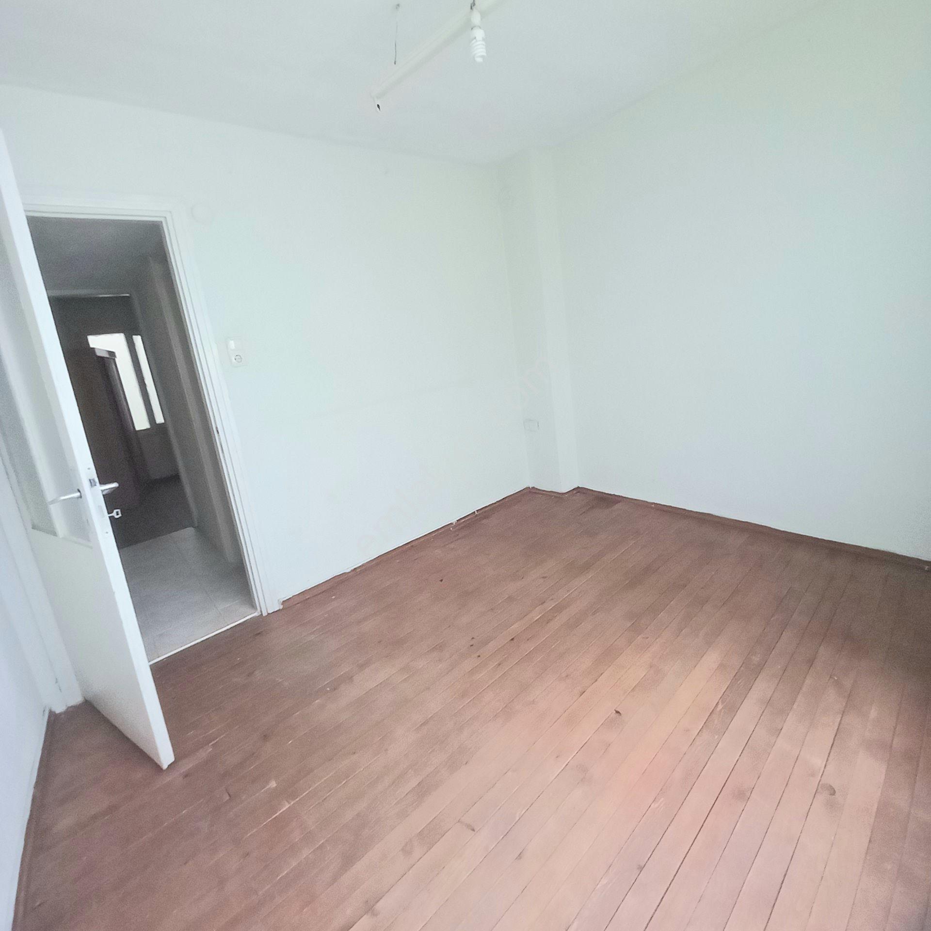 Dönertaş Emlaktan 3+1 Ve 2 Balkonlu Daire Park Manzaralı Daire - Görsel 32