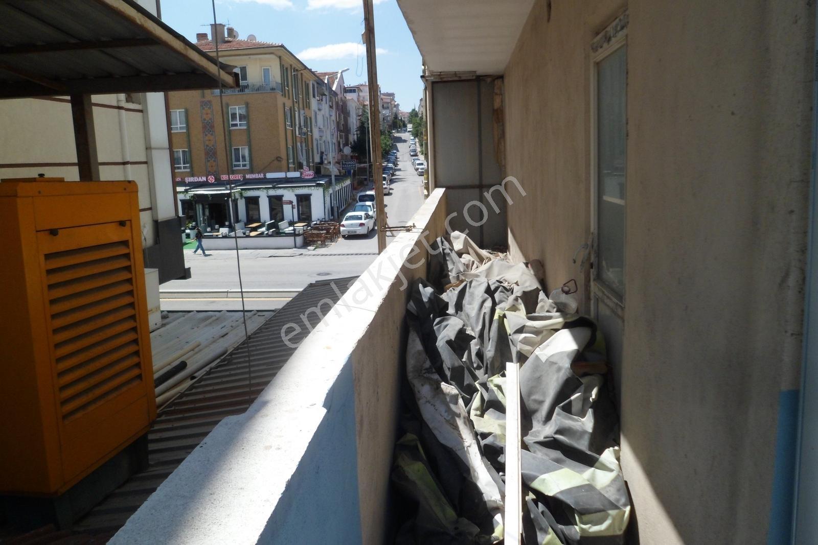 Mansuroğlu Emlak'tan Cadde Üstü Komple Satılık Bina - Görsel 18