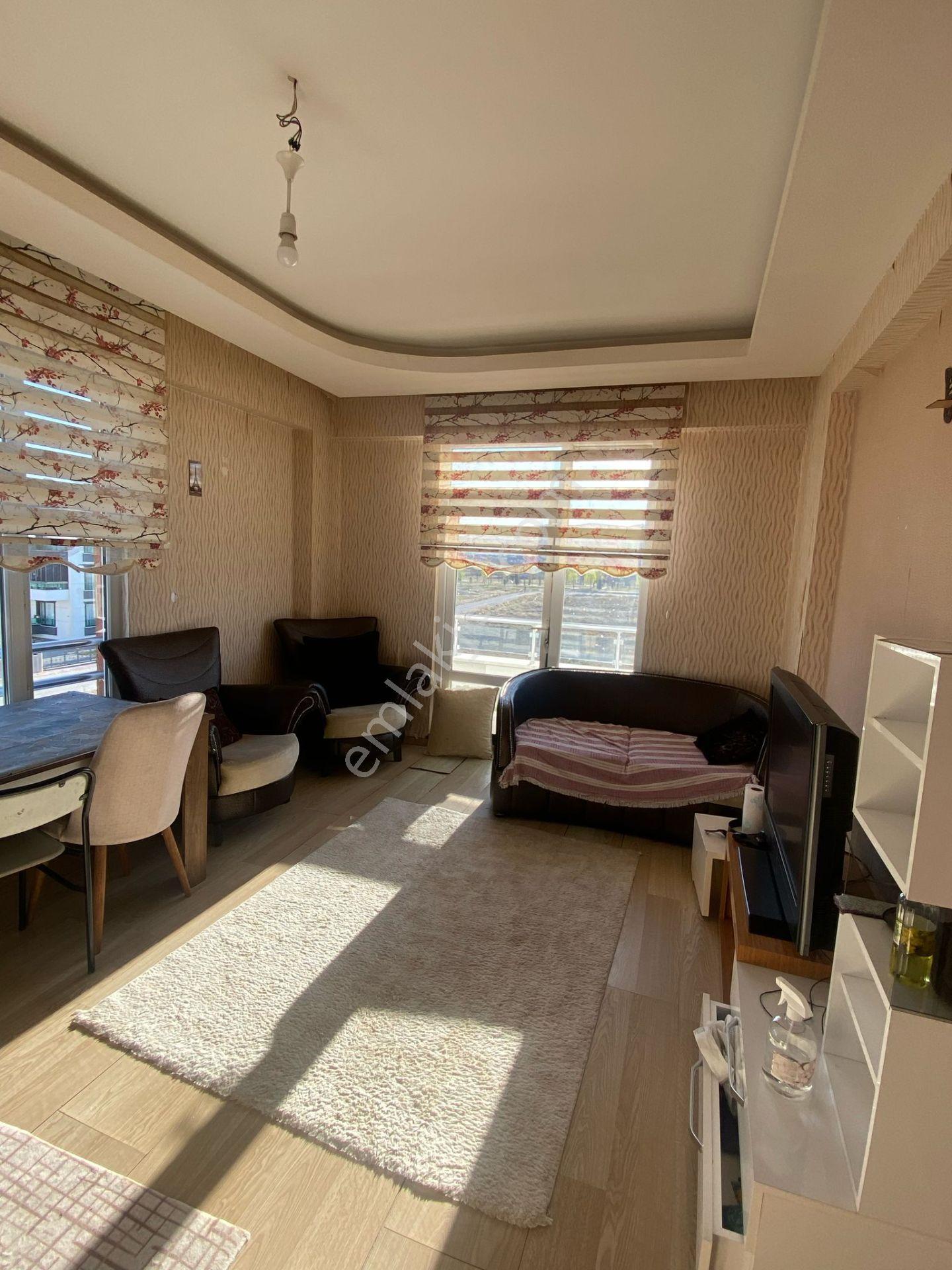 Kosova Mh Rönesans Suit Sitesinde 1+1 Eşyalı Kiralık Daire - Görsel 2