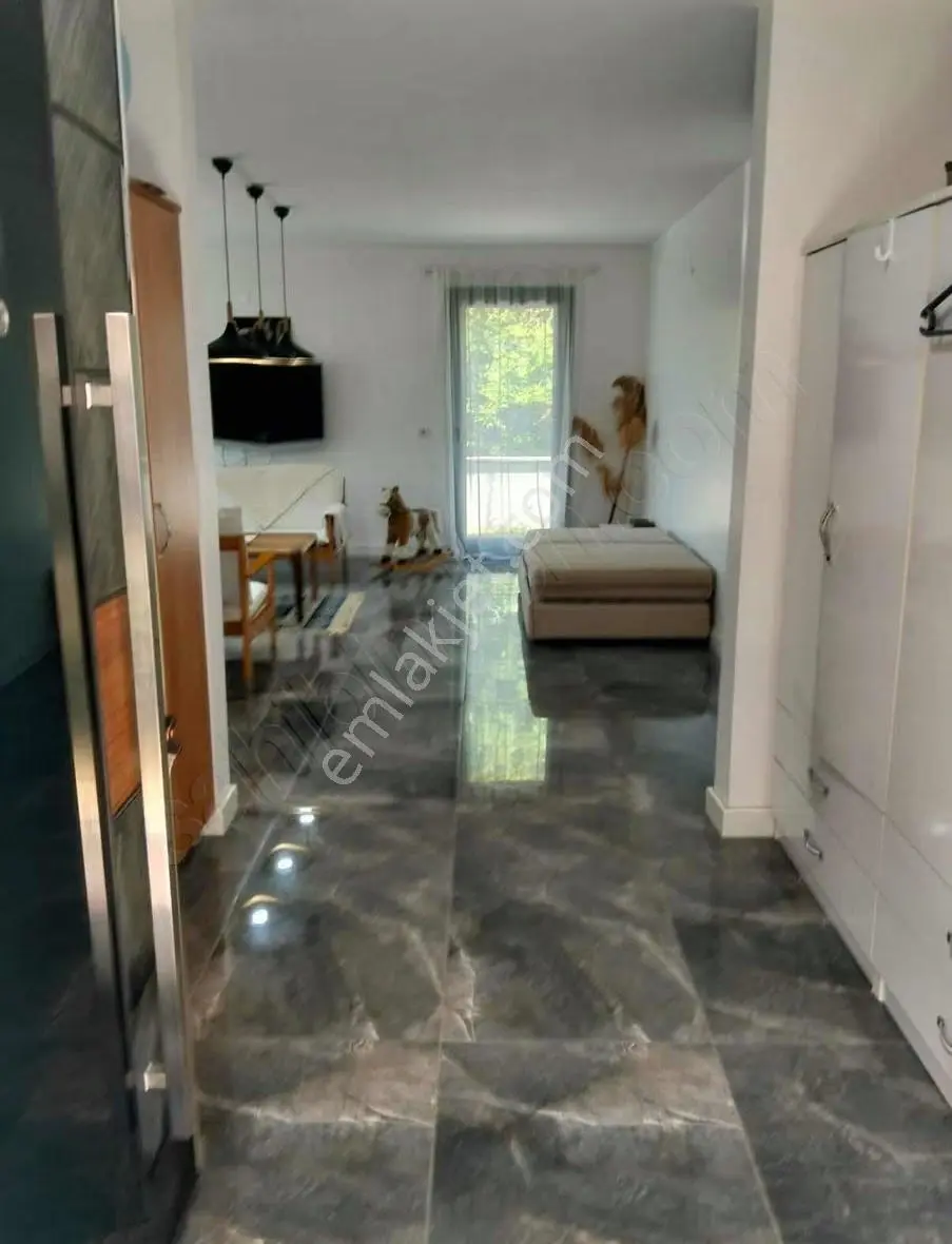 Akçay Köşemden Deniz Önünde 1+1 Yaz Dönemi Kiralık Bahçeli Daire - Görsel 3
