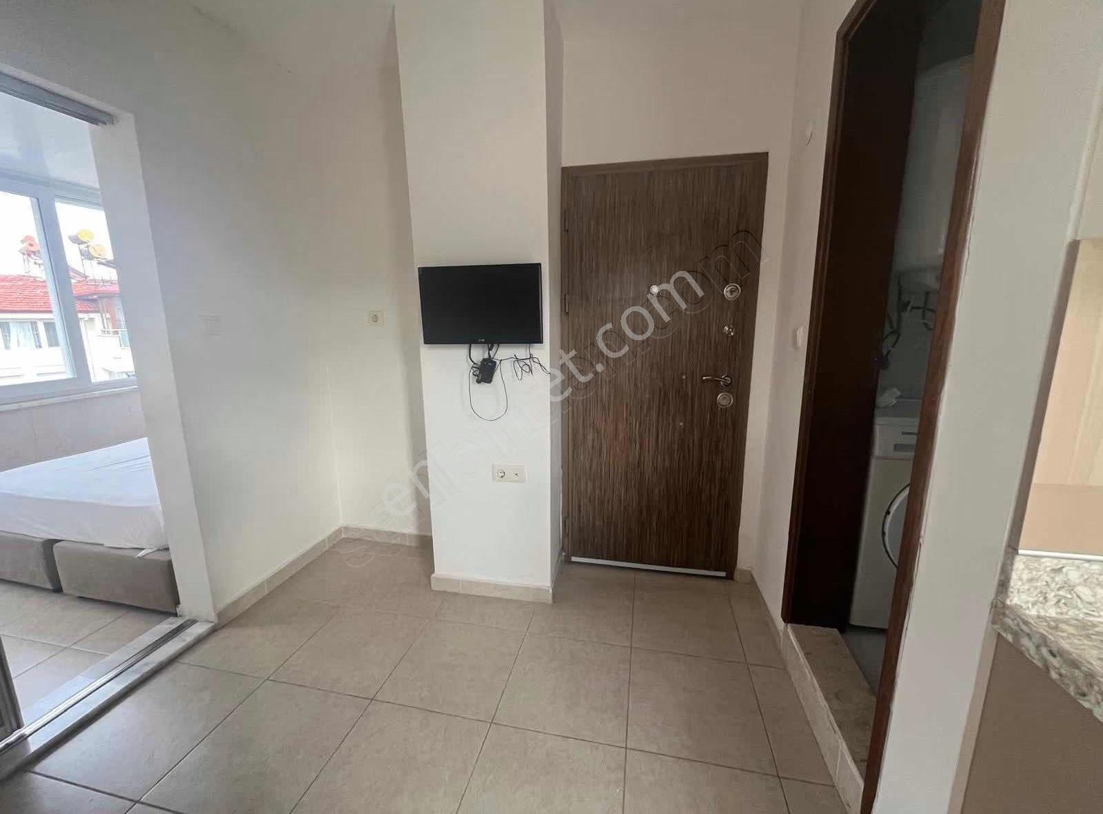 Akçay Köşemden Deniz Manzaralı Tek Tapu İki Daire Eşyalı Satılık - Görsel 8