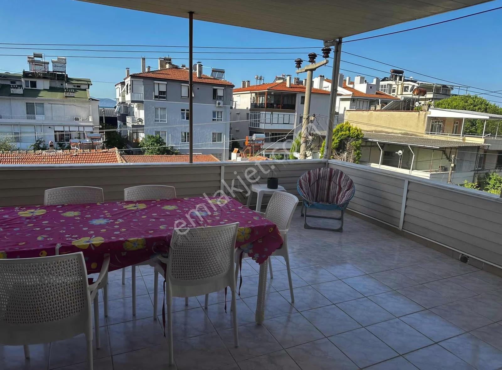 Akçay Köşemden Yaz Döneminde 8 Kişi Konaklamalı 3+1 Kiralık