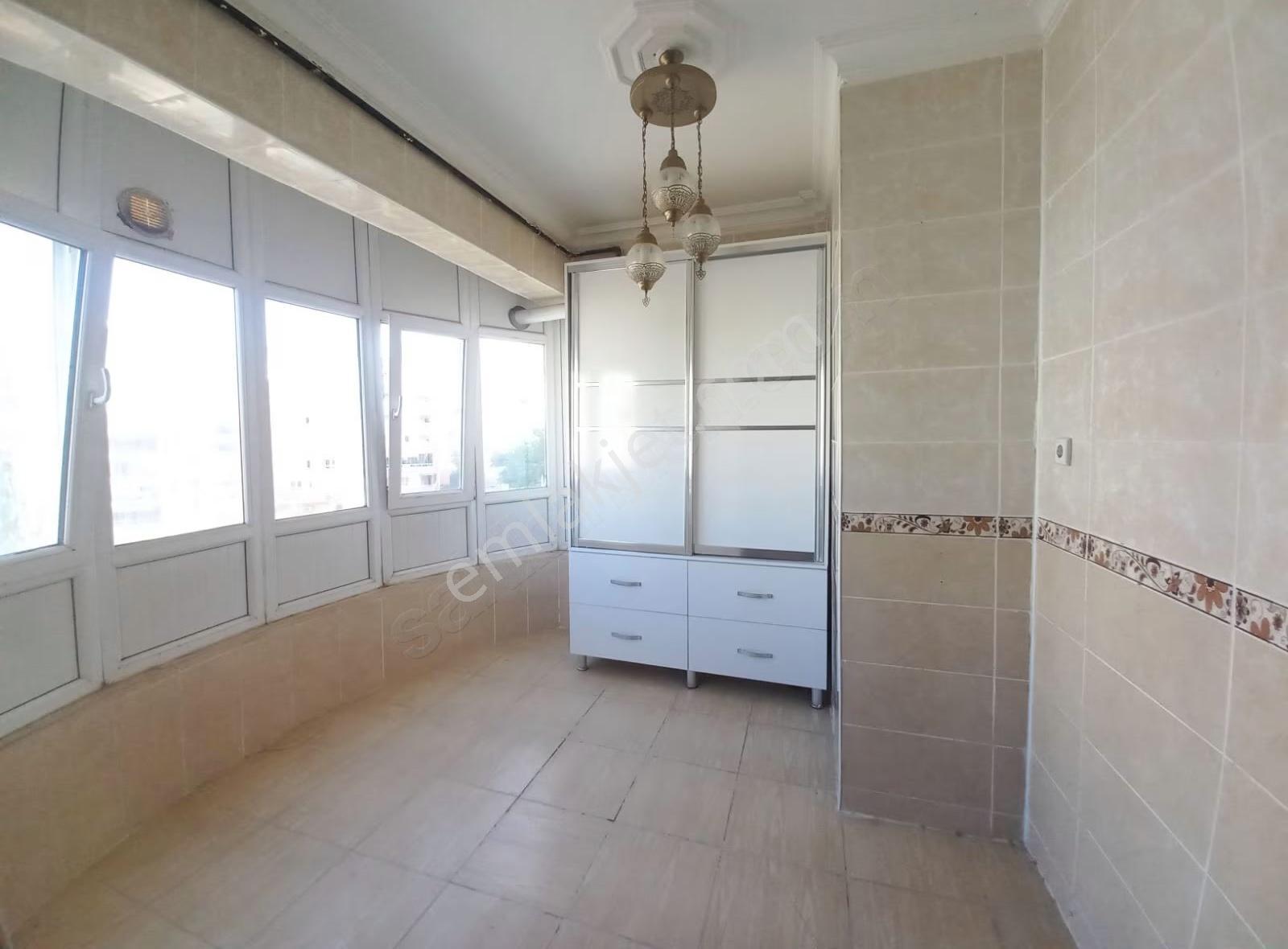 Kültür Emlaktan Otogar Aşağısında 5 Odalı Uygun Arakat Daire - Görsel 14