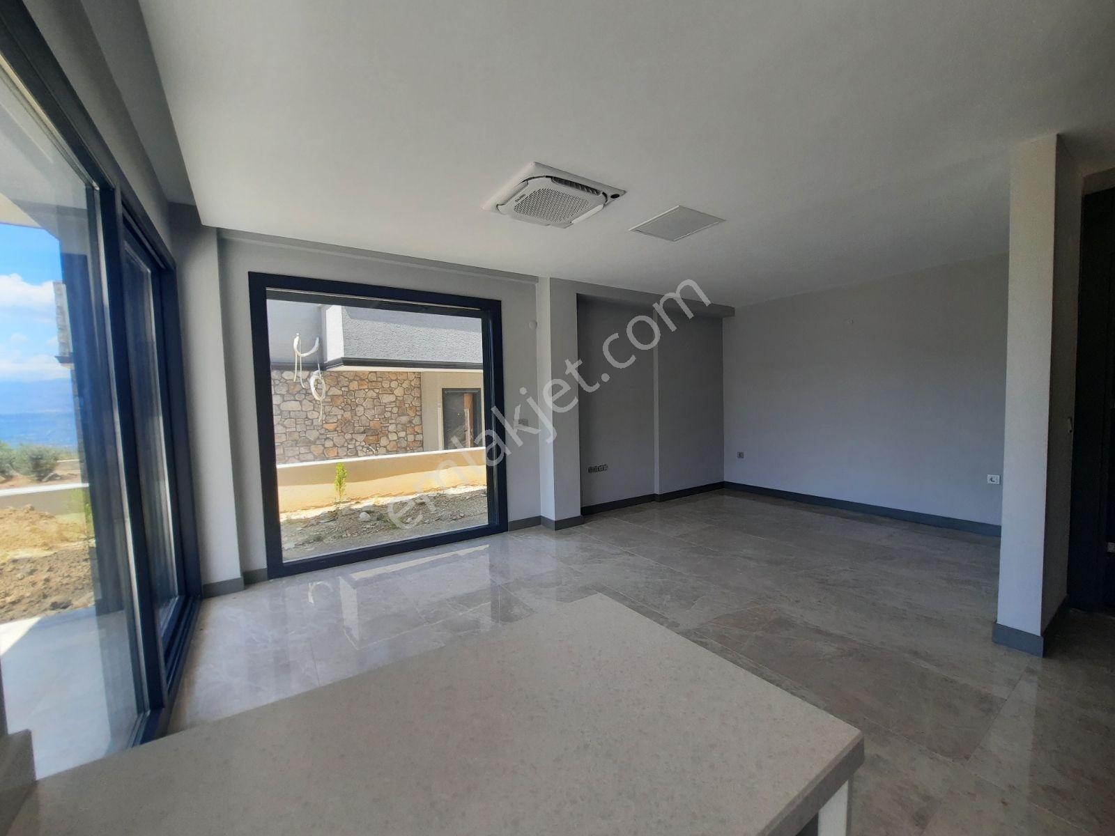 Rw Nefes Gayrimenkulden Satılık Pelitköy De Denize Sıfır Villa - Görsel 8