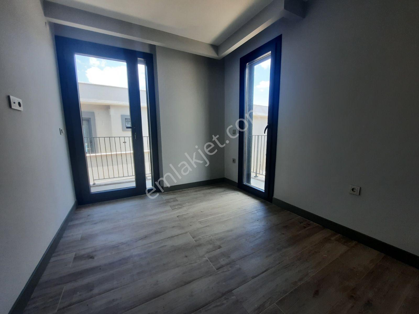 Rw Nefes Gayrimenkulden Satılık Pelitköy De Denize Sıfır Villa - Görsel 9