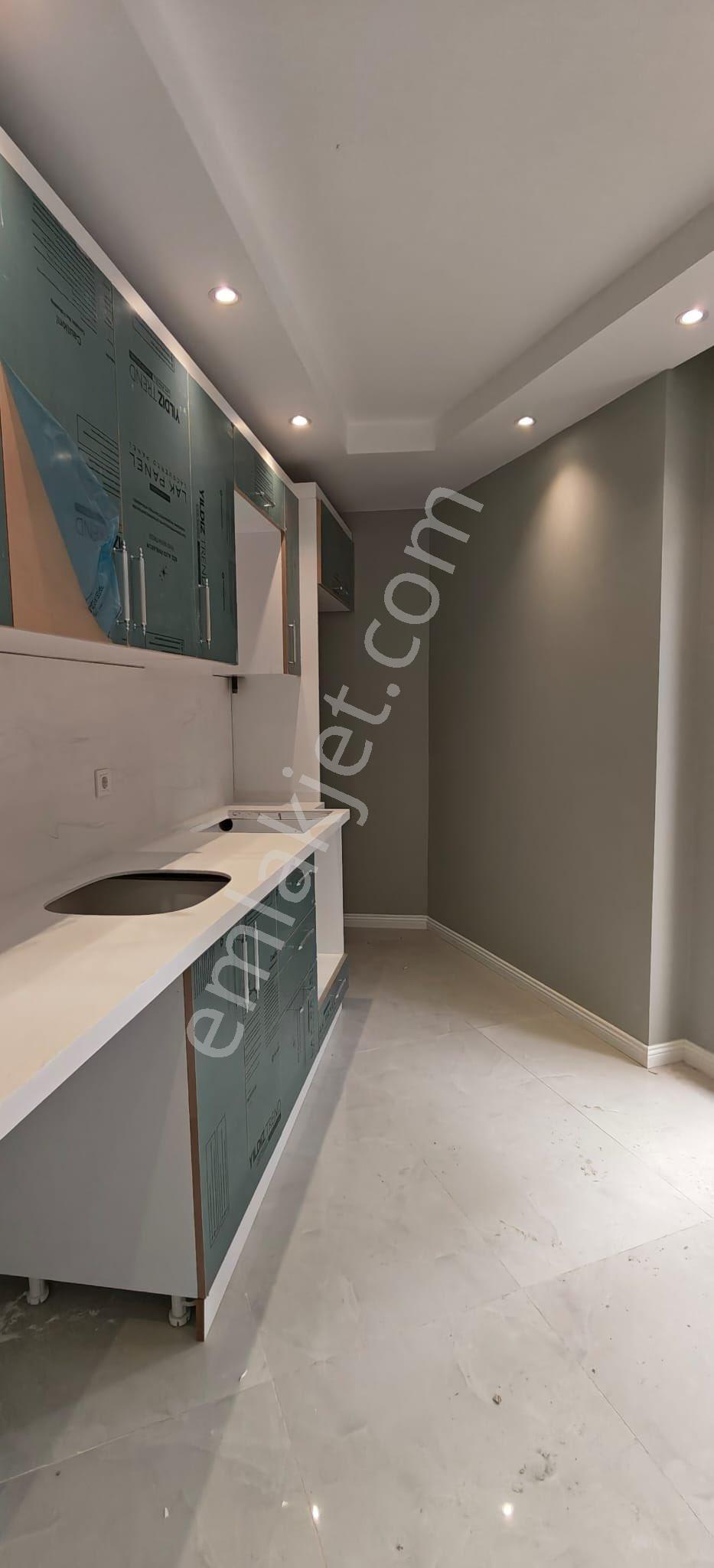 Metrobüse 5 Dakika 1+1 Sıfır 65m2 Kiralık Düz Giriş Bahçeli Daire