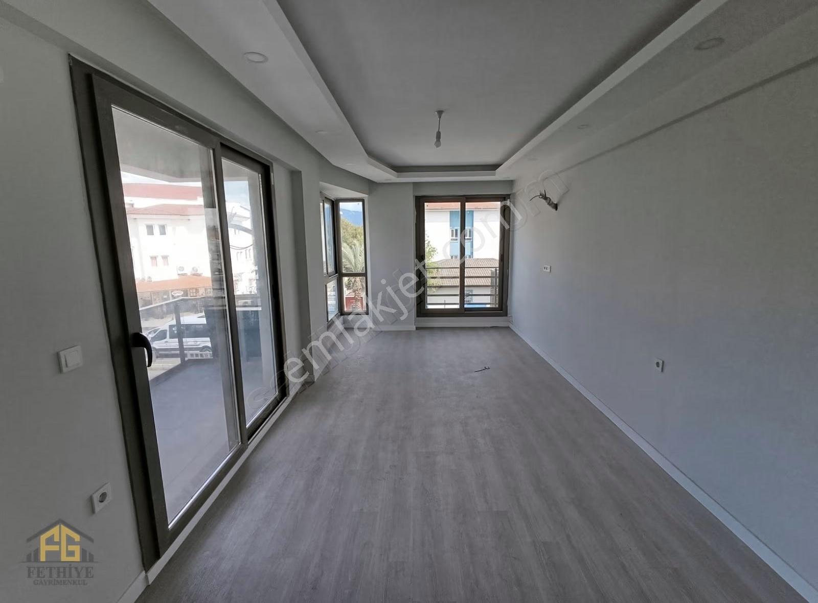 Fethiye Gayrimenkul Akarcada Yeni Yapı Asansörlü 3+1 Daire