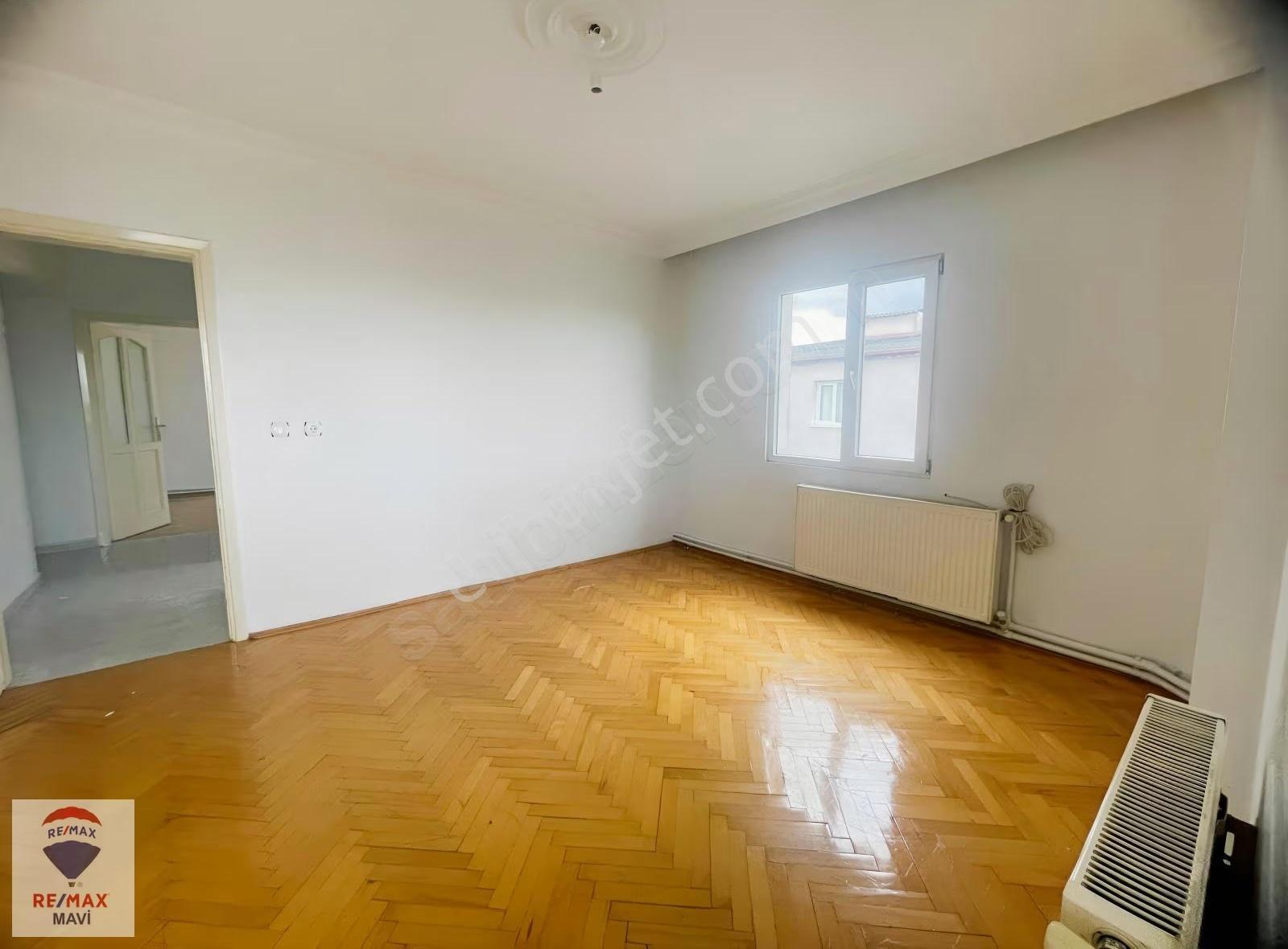 Remax Mavi Mert Can Doğanay'dan Adapazarı'nda Kiralık 3+1 Daire - Görsel 11
