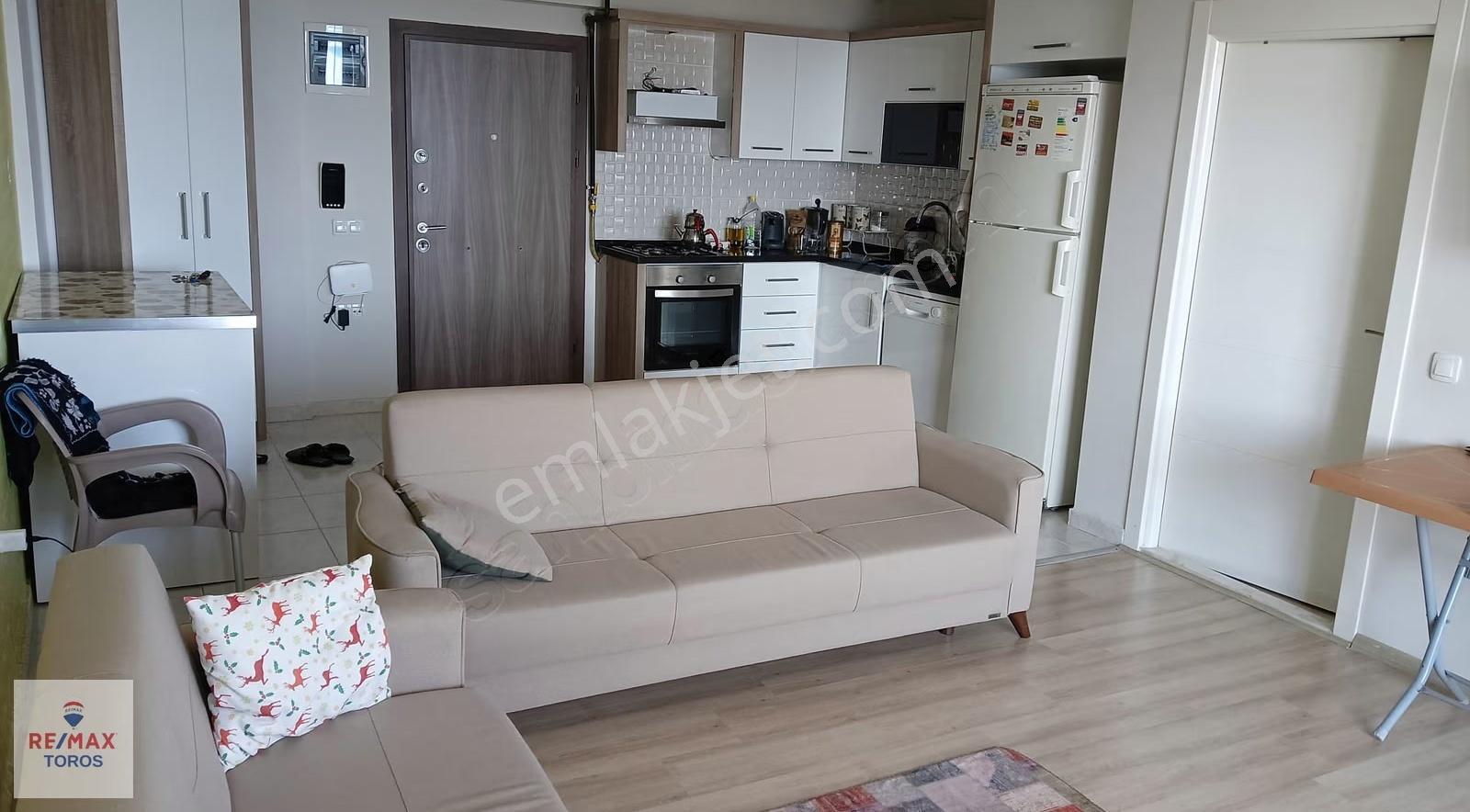Remax Toros'tan Tece'de Deniz Manzaralı Eşyalı Kiralık 1+1 - Görsel 3