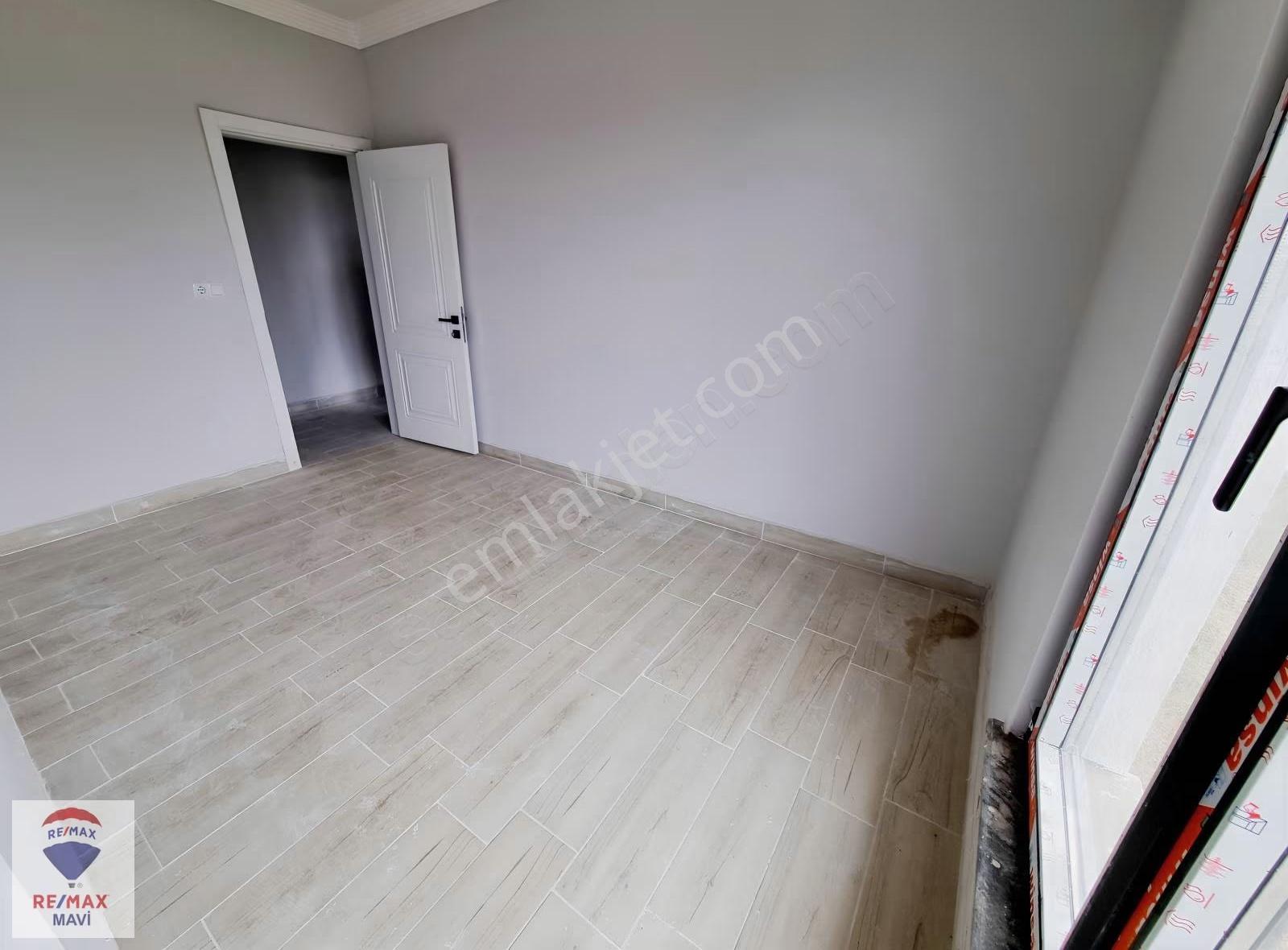 Havuzlu Sitede Müstakil Bahçeli Sıfır 2+1 - Görsel 6
