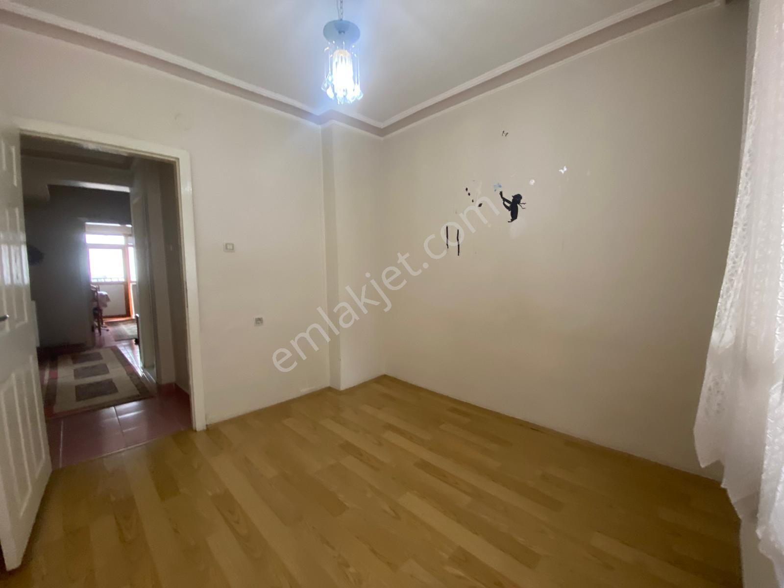 Koza'dan Plevne Mah. Ara Katta Bağımsız Üç Cepheli Kiralık Daire - Görsel 24