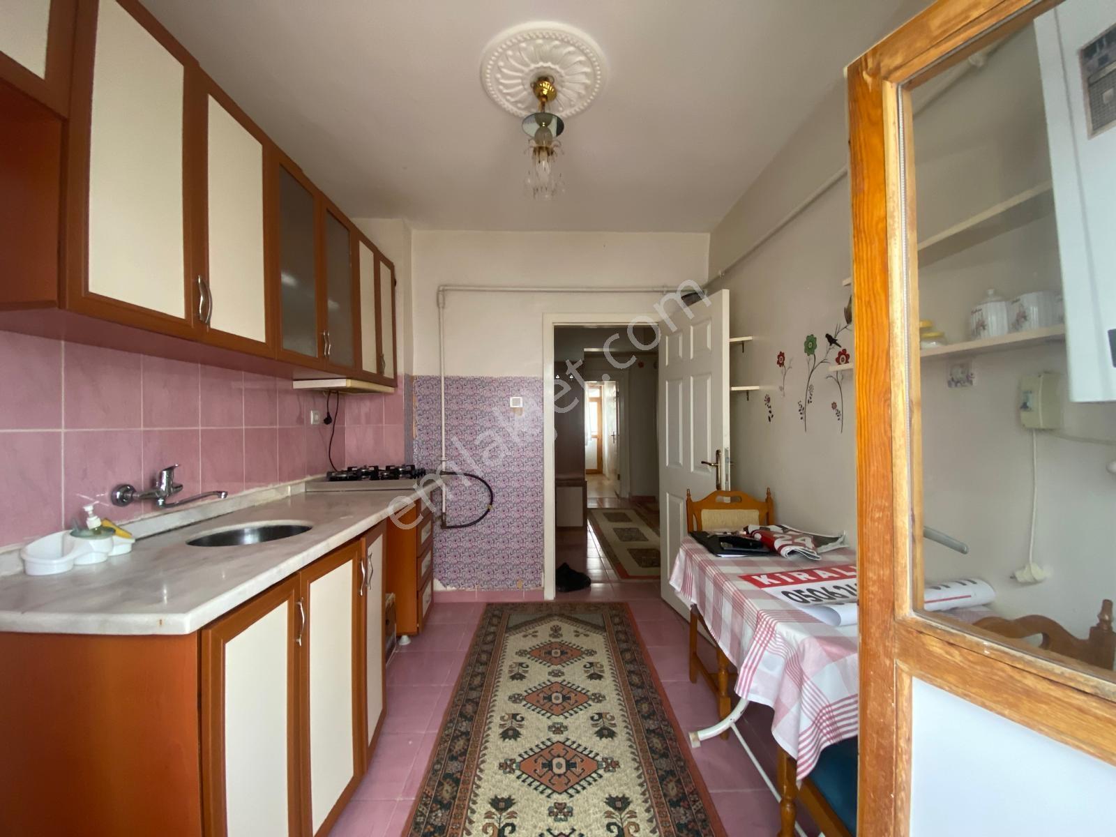 Koza'dan Plevne Mah. Ara Katta Bağımsız Üç Cepheli Kiralık Daire - Görsel 2
