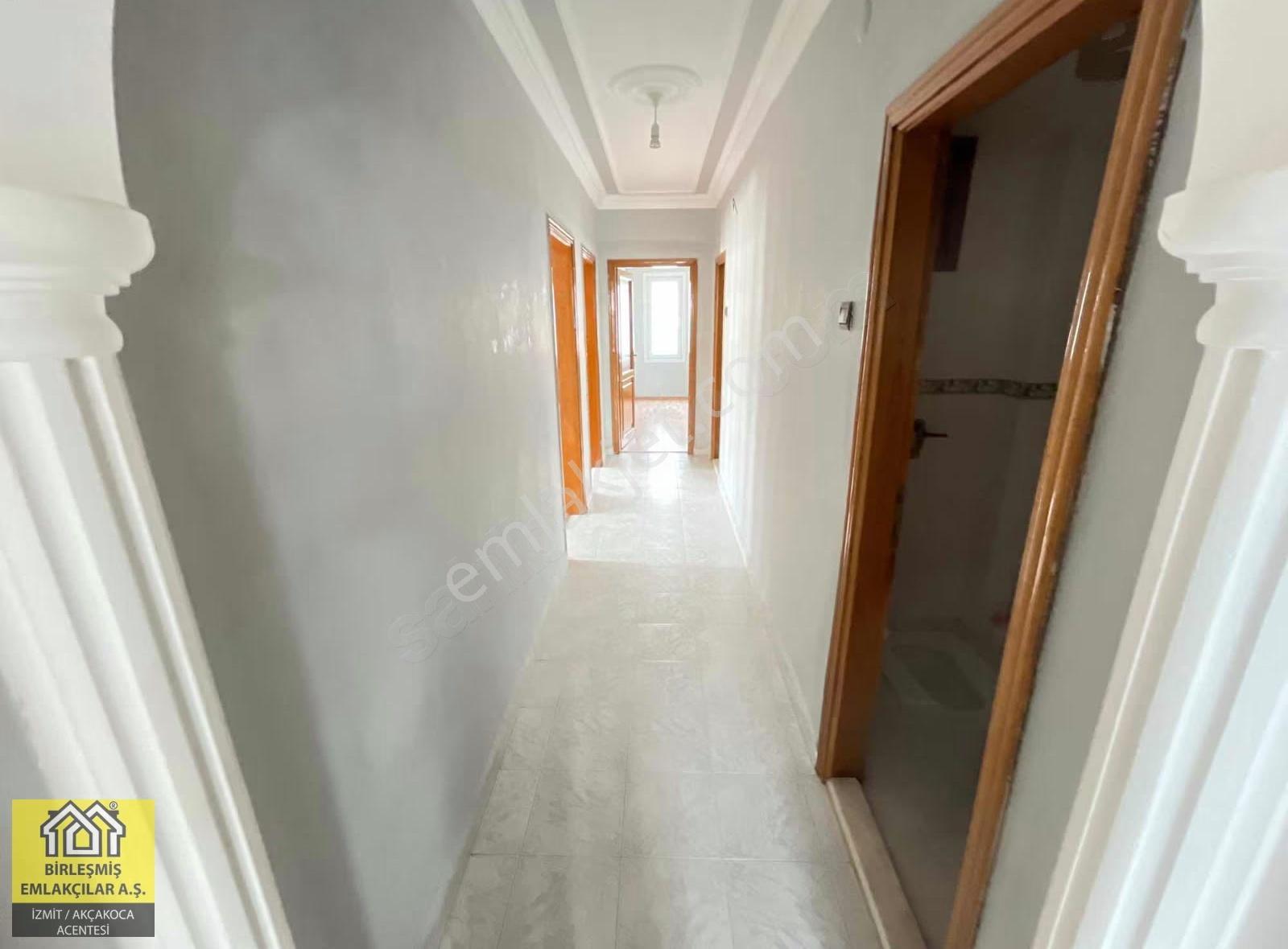 42 Evler'de Ana Cadde Üzeri Geniş Ve Ferah 3+1 Kiralık Daire - Görsel 24