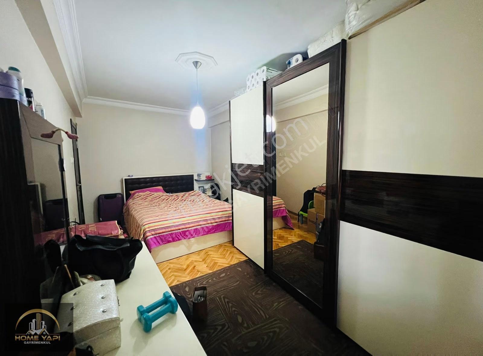 Home'dan Bahçelievler Soğanlı Mah'de 2+1 95m2 Satılık 2.kat Dair - Görsel 5